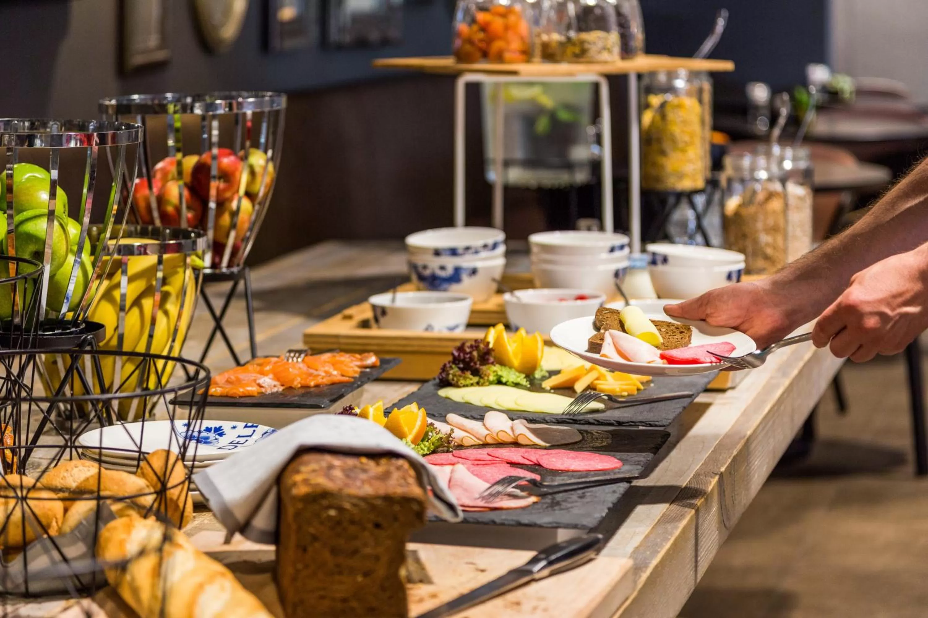 Breakfast in Mercure Amsterdam City Hotel