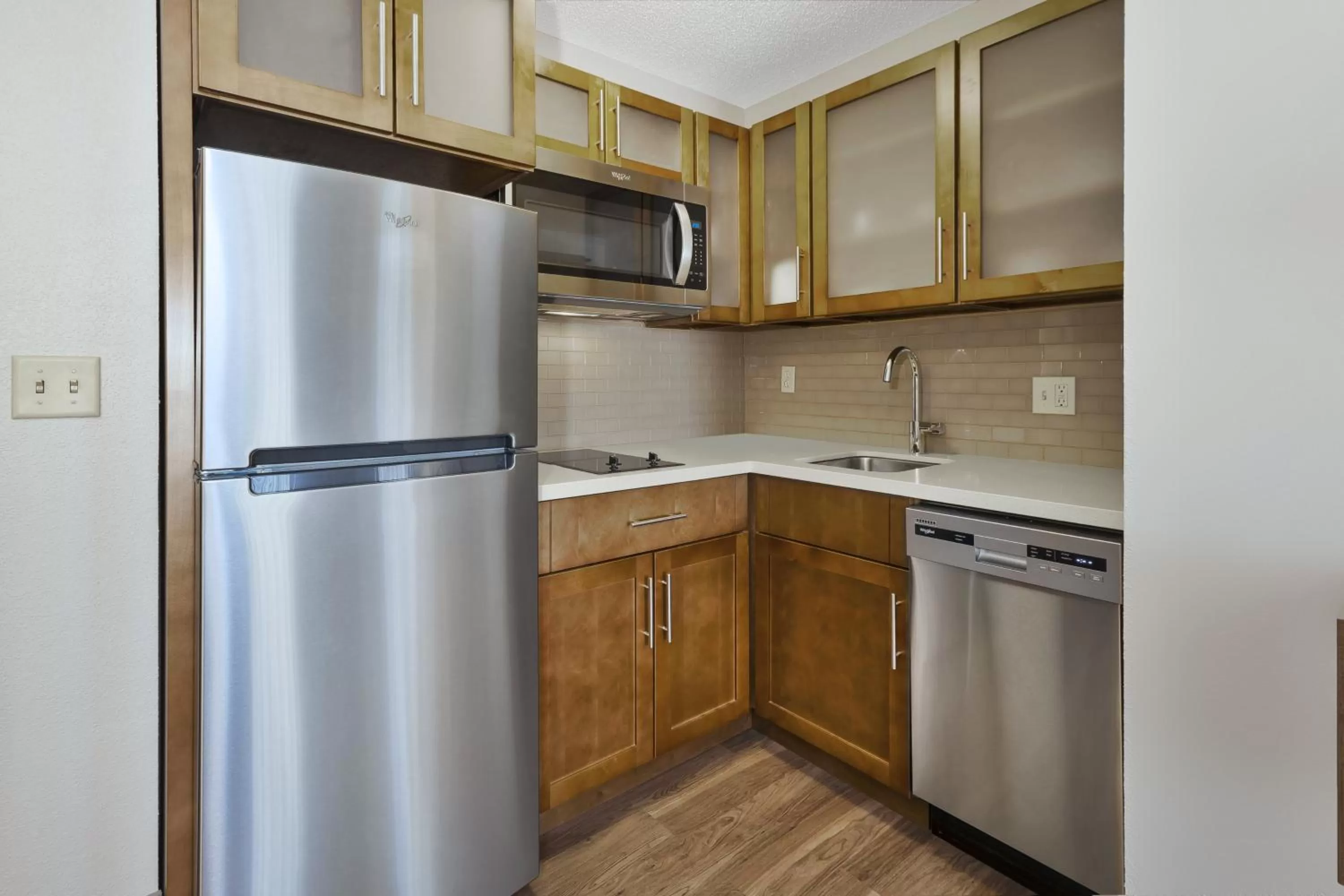 Bedroom in Staybridge Suites Columbia-Highway 63 & I-70 by IHG