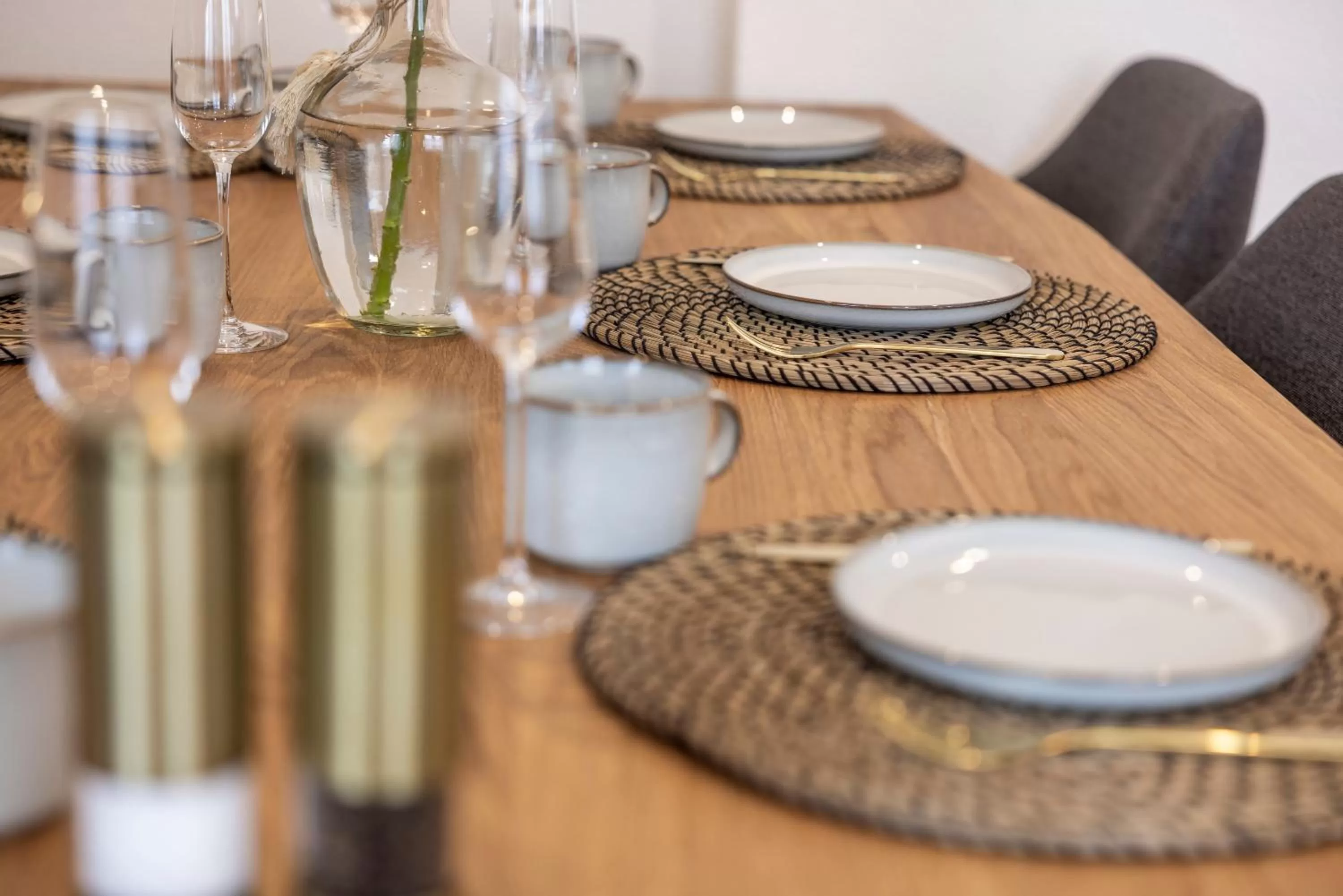 Dining area in EH Apartments Jupiter