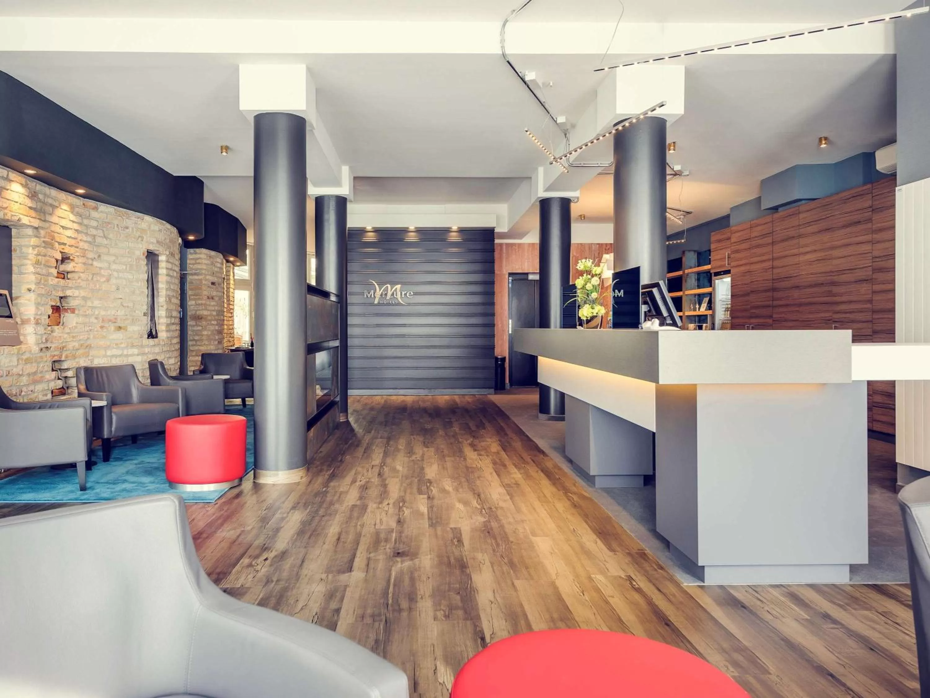 Property building, Lobby/Reception in Mercure Hotel Berlin Mitte