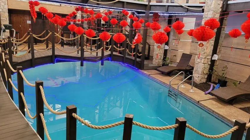 Swimming pool, Pool View in Wangshi China Palace