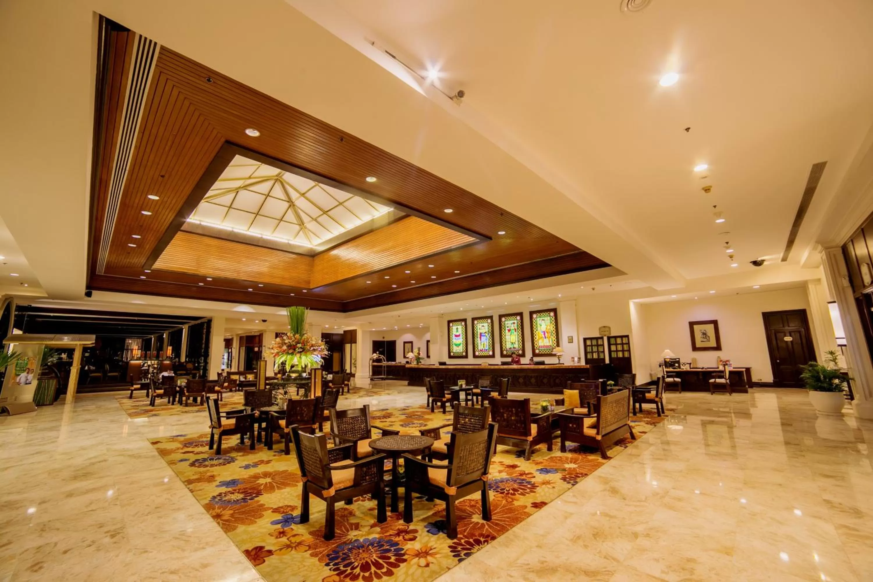 Lobby or reception in Waterfront Airport Hotel and Casino