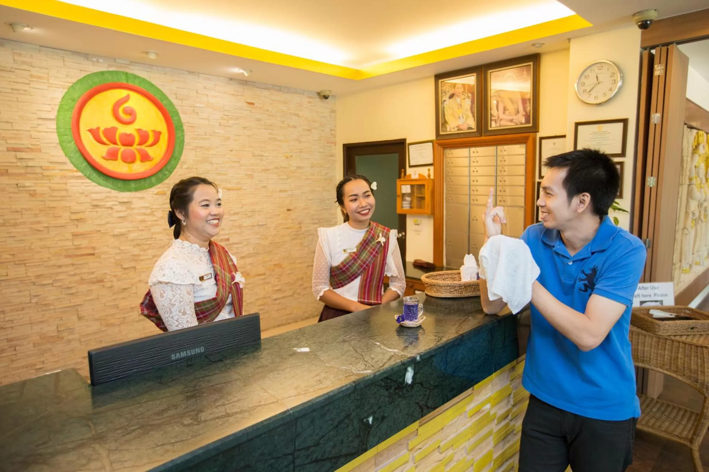 Lobby or reception in Phanomrungpuri Hotel Buriram