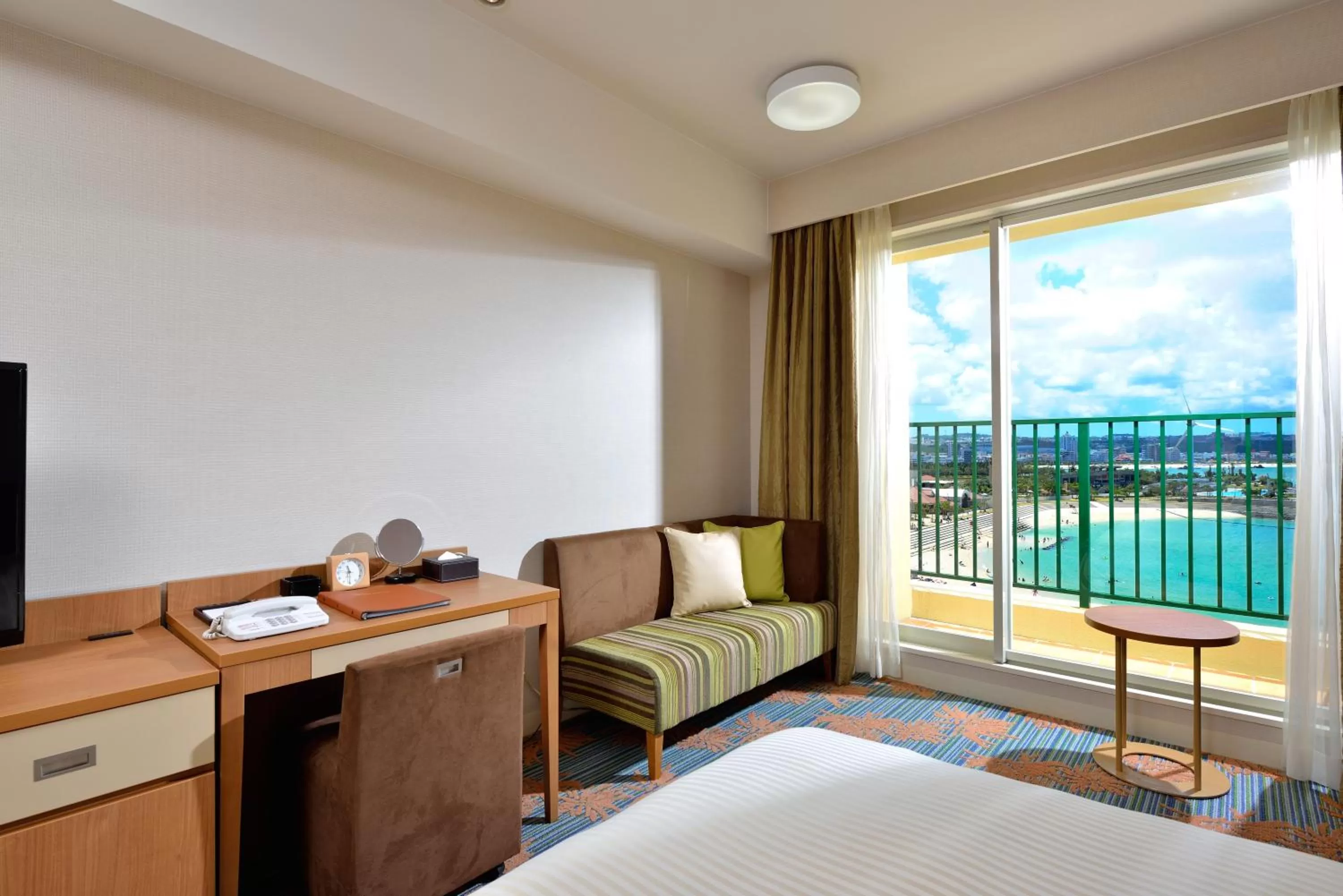 Balcony/Terrace, Bed in Vessel Hotel Campana Okinawa