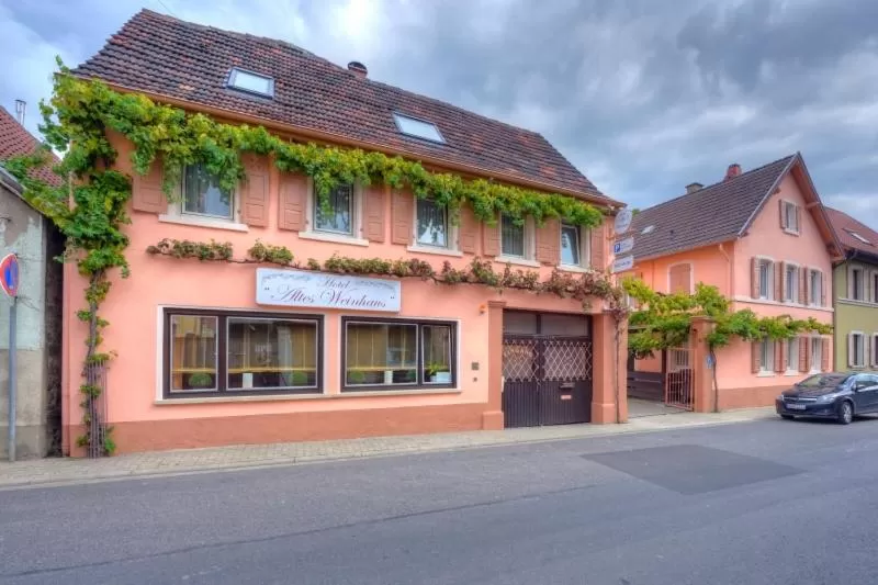Property building in Hotel Altes Weinhaus