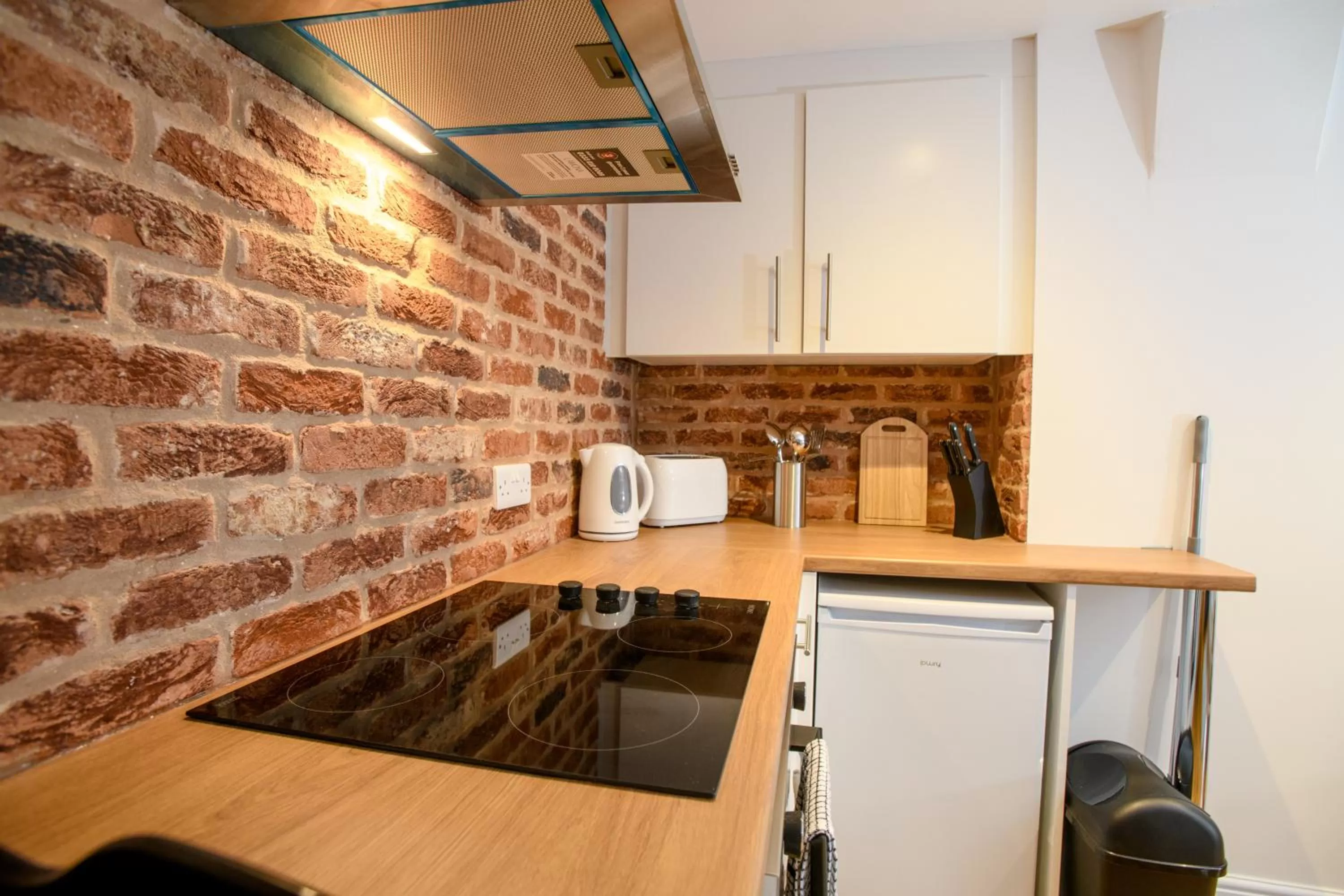 Kitchen/Kitchenette in 1 King Size Bed Cathedral View 1 Apartment