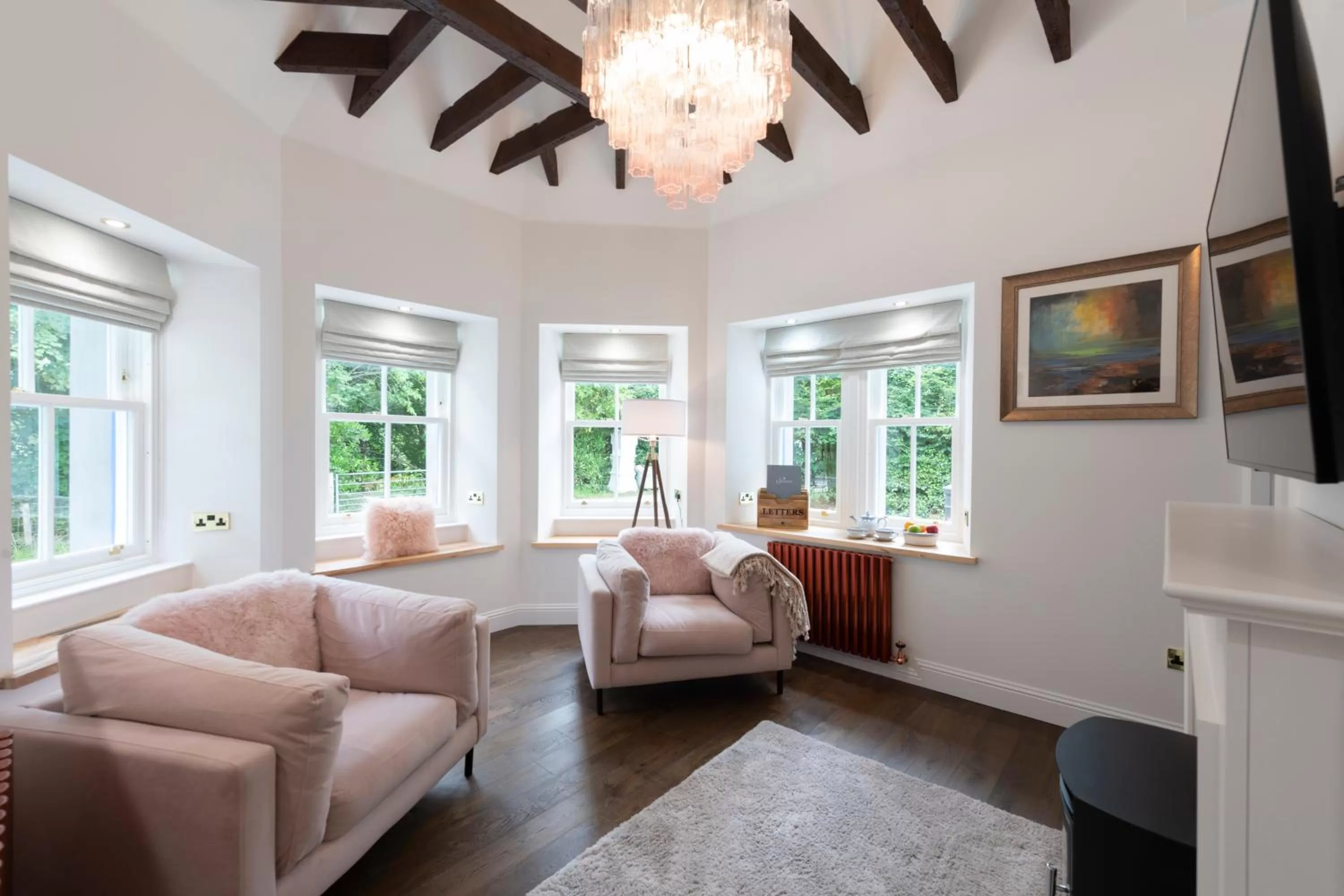 Lounge or bar in Skeabost House Hotel