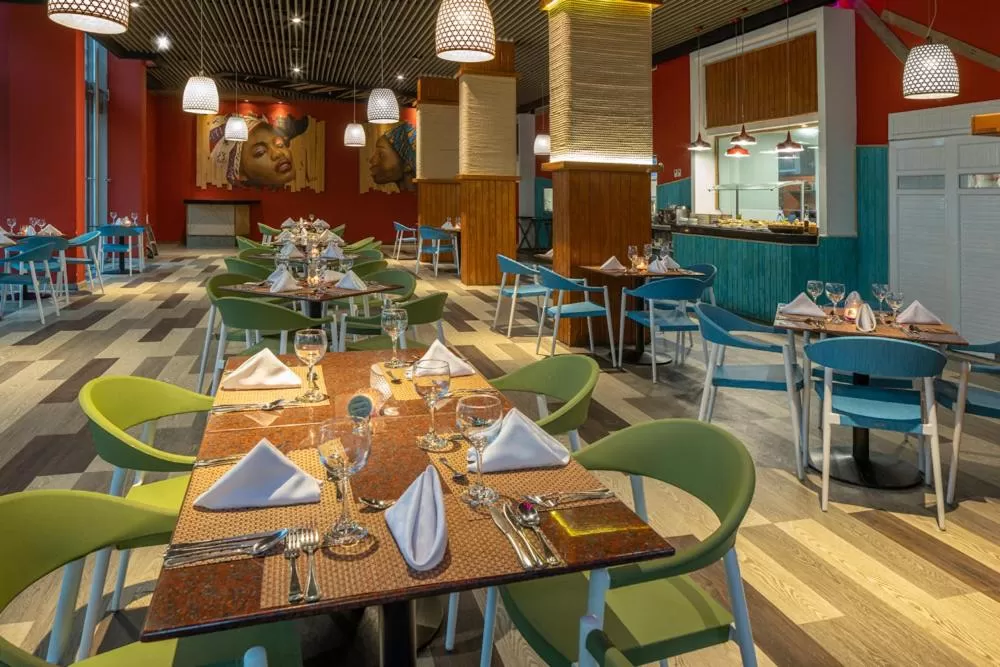Restaurant/places to eat in Decameron Isleño - All Inclusive
