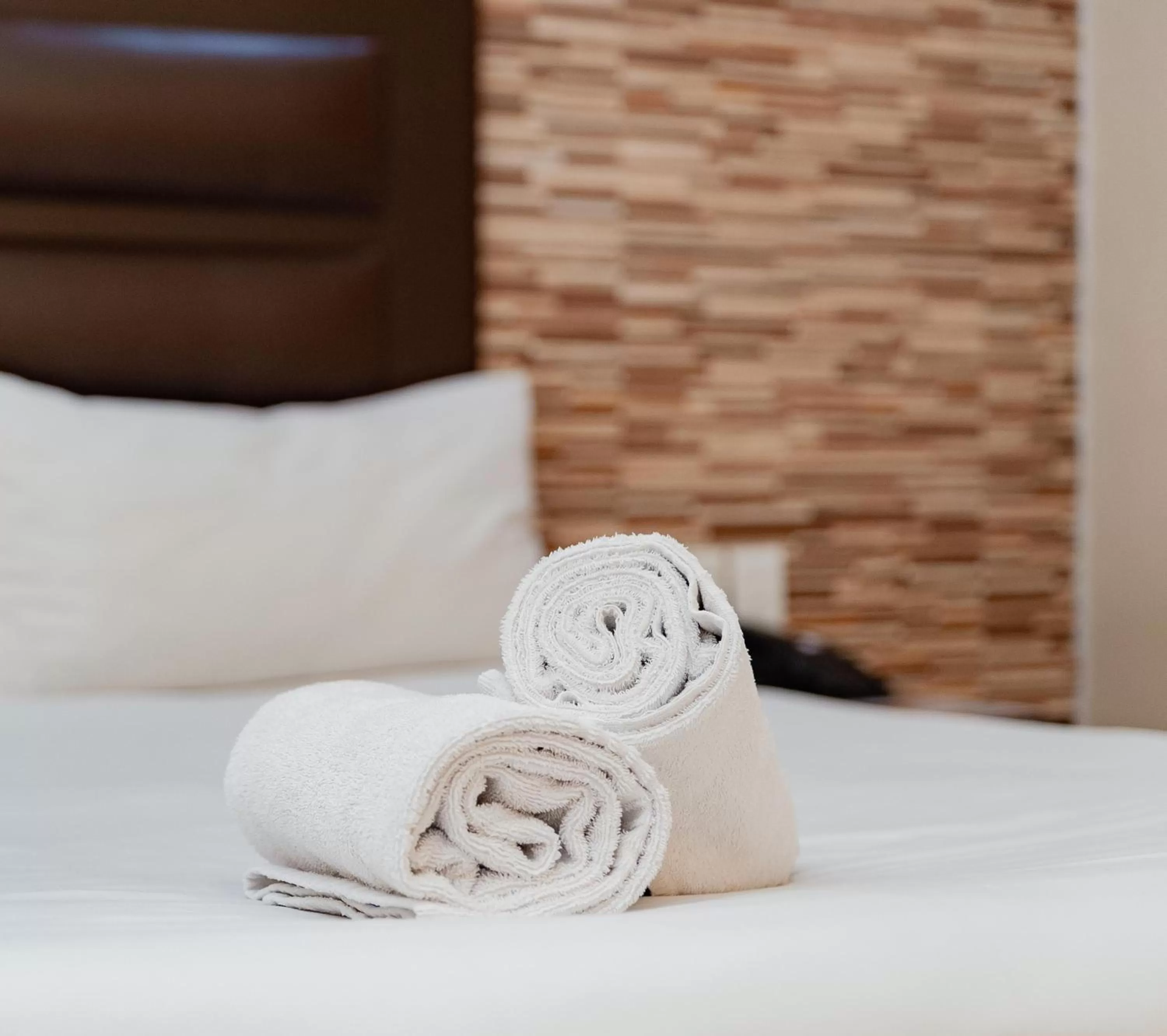 towels, Bed in Bayside Hotel 100 Pixley Kaseme Street (West Street)