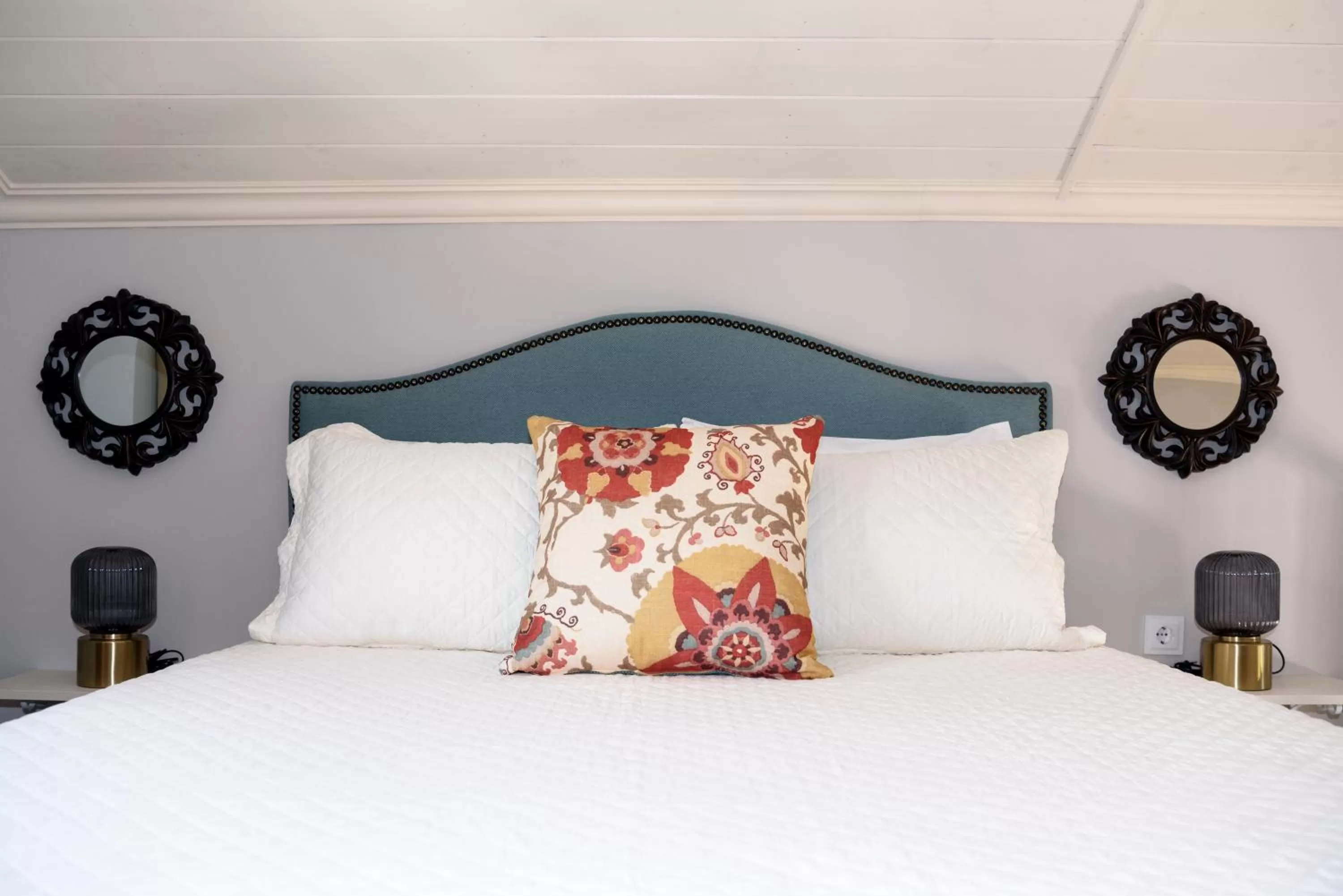 Bed in Nafsika Suites