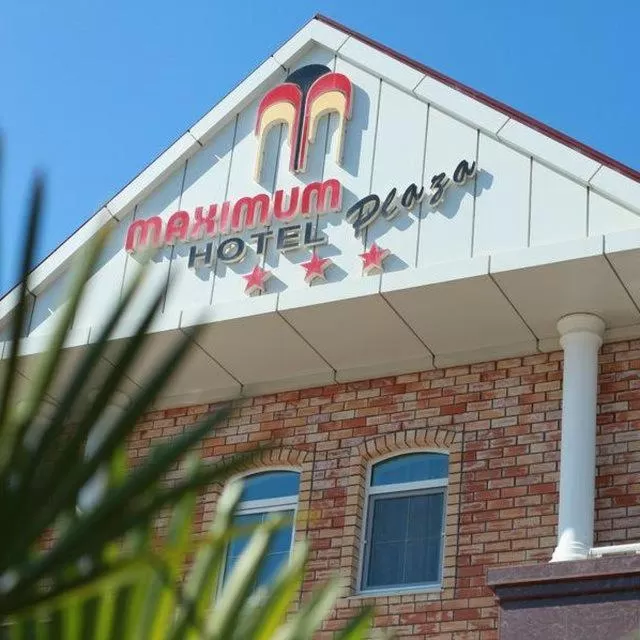 Property Building in Maximum Hotel