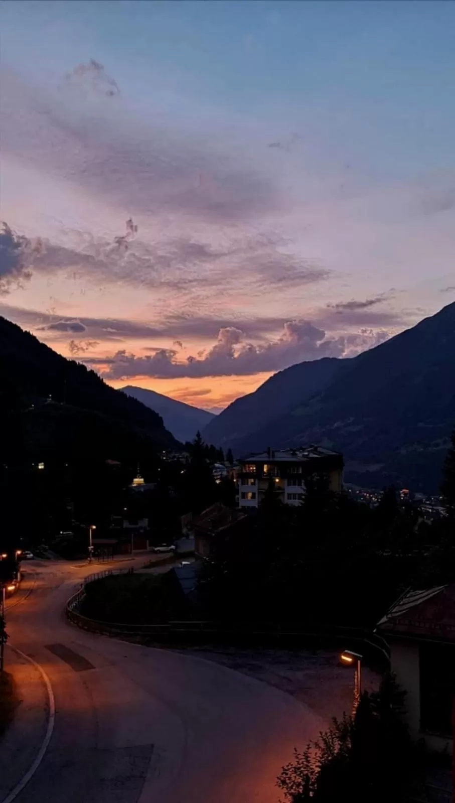 Neighbourhood in Hotel Echo