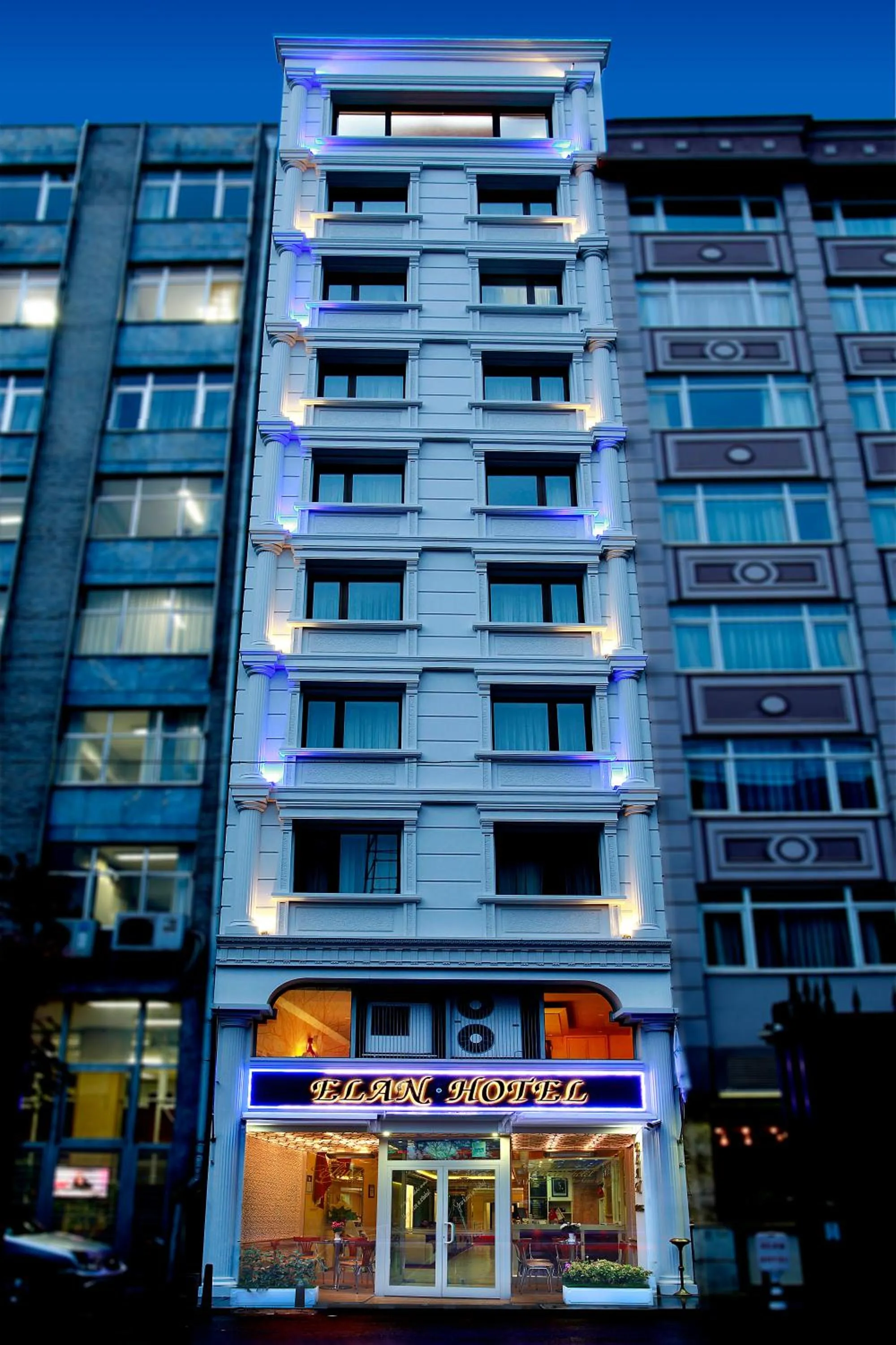 Facade/entrance in Elan Hotel Istanbul Pera