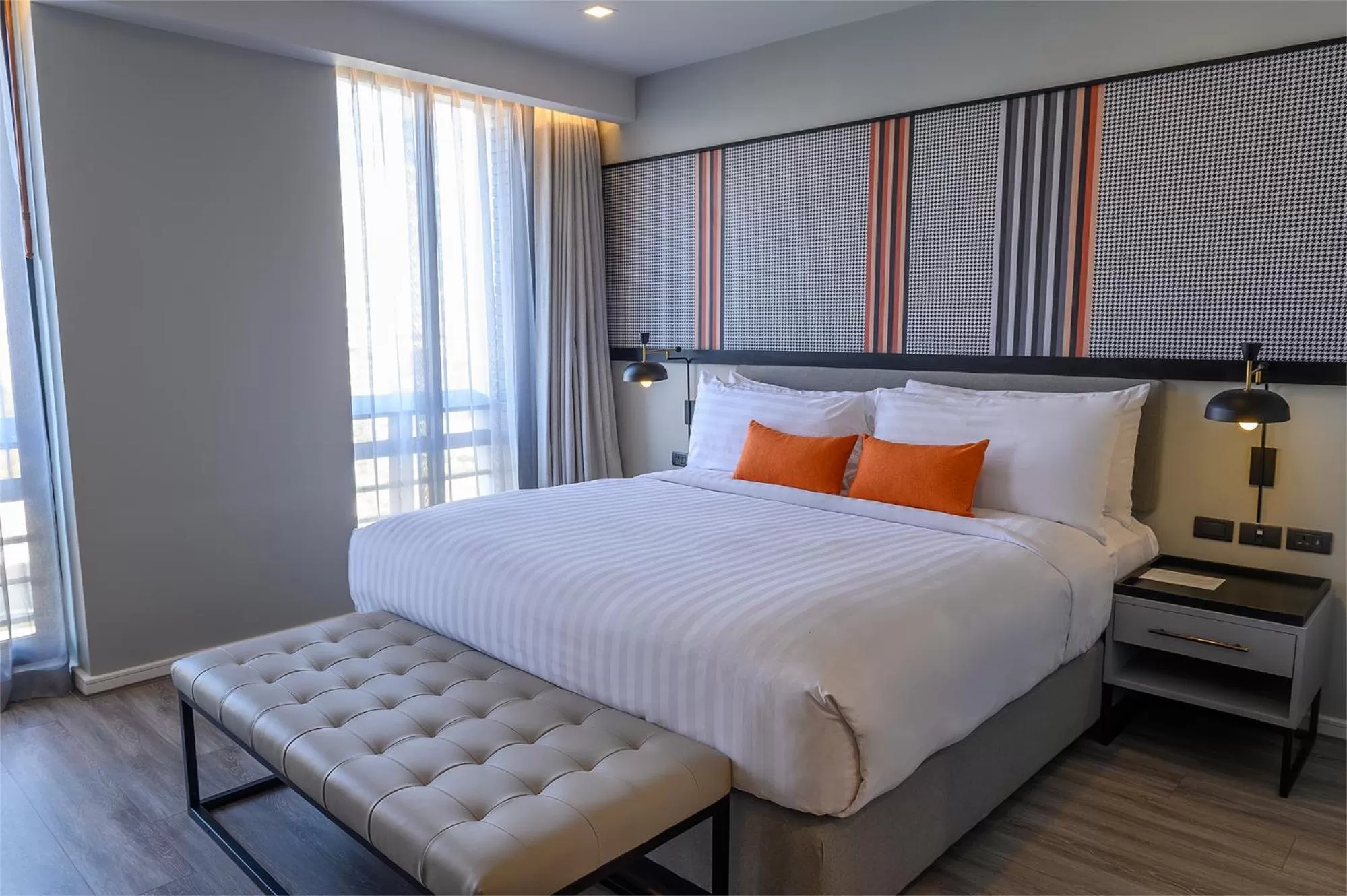 Bed in Oakwood Residence Sukhumvit Thonglor Bangkok