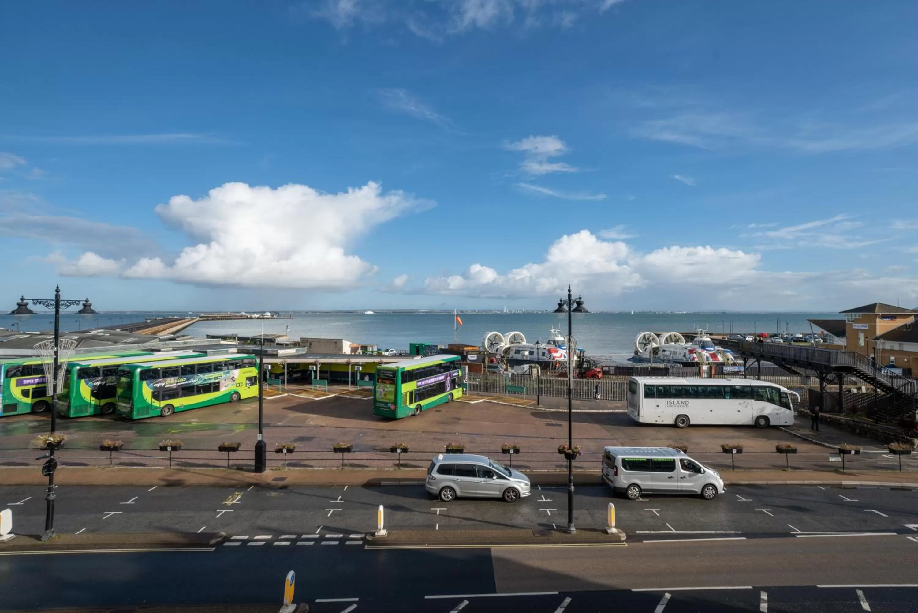 The Veteran Hotel & Bar