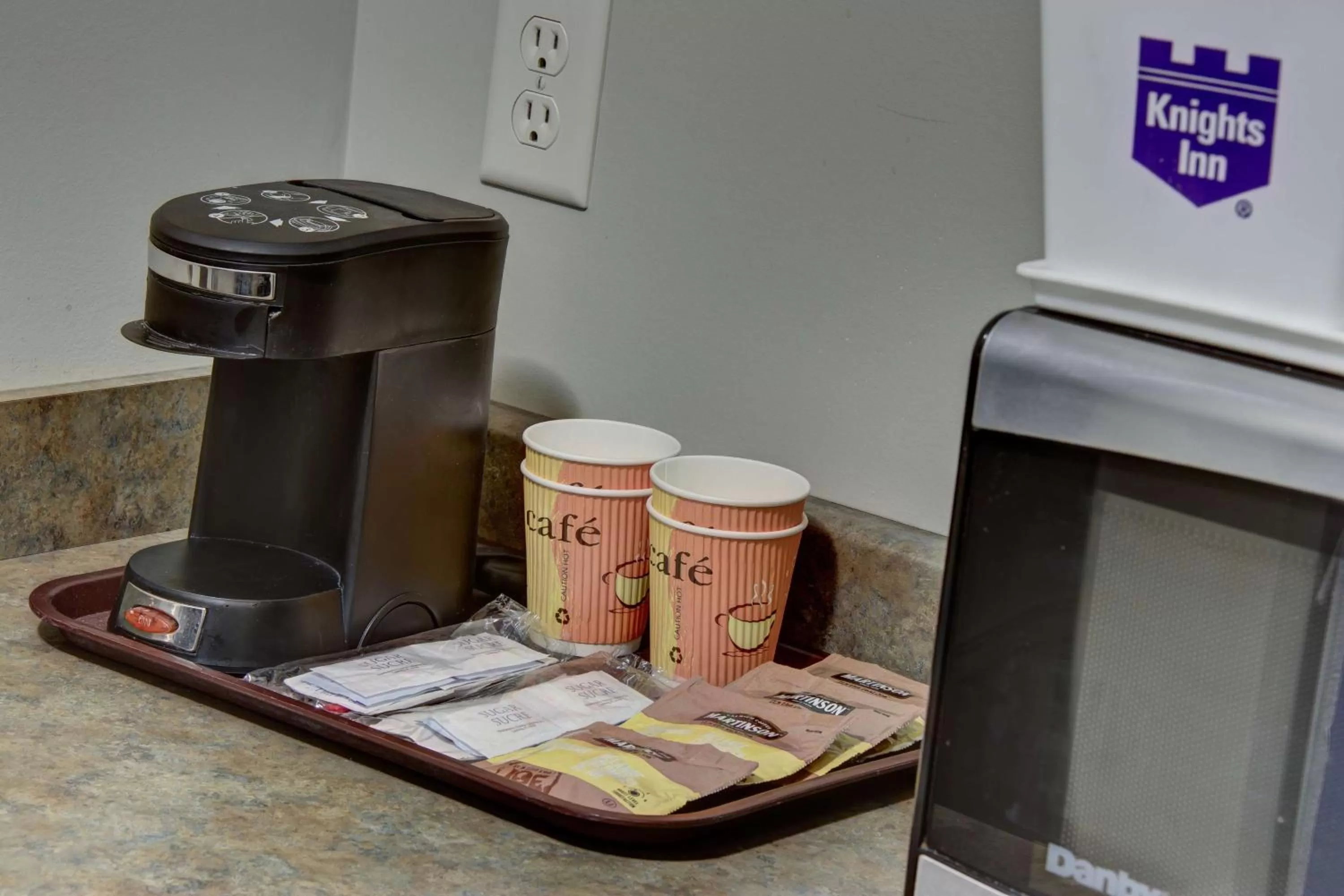 Photo of the whole room in Knights Inn Kamloops