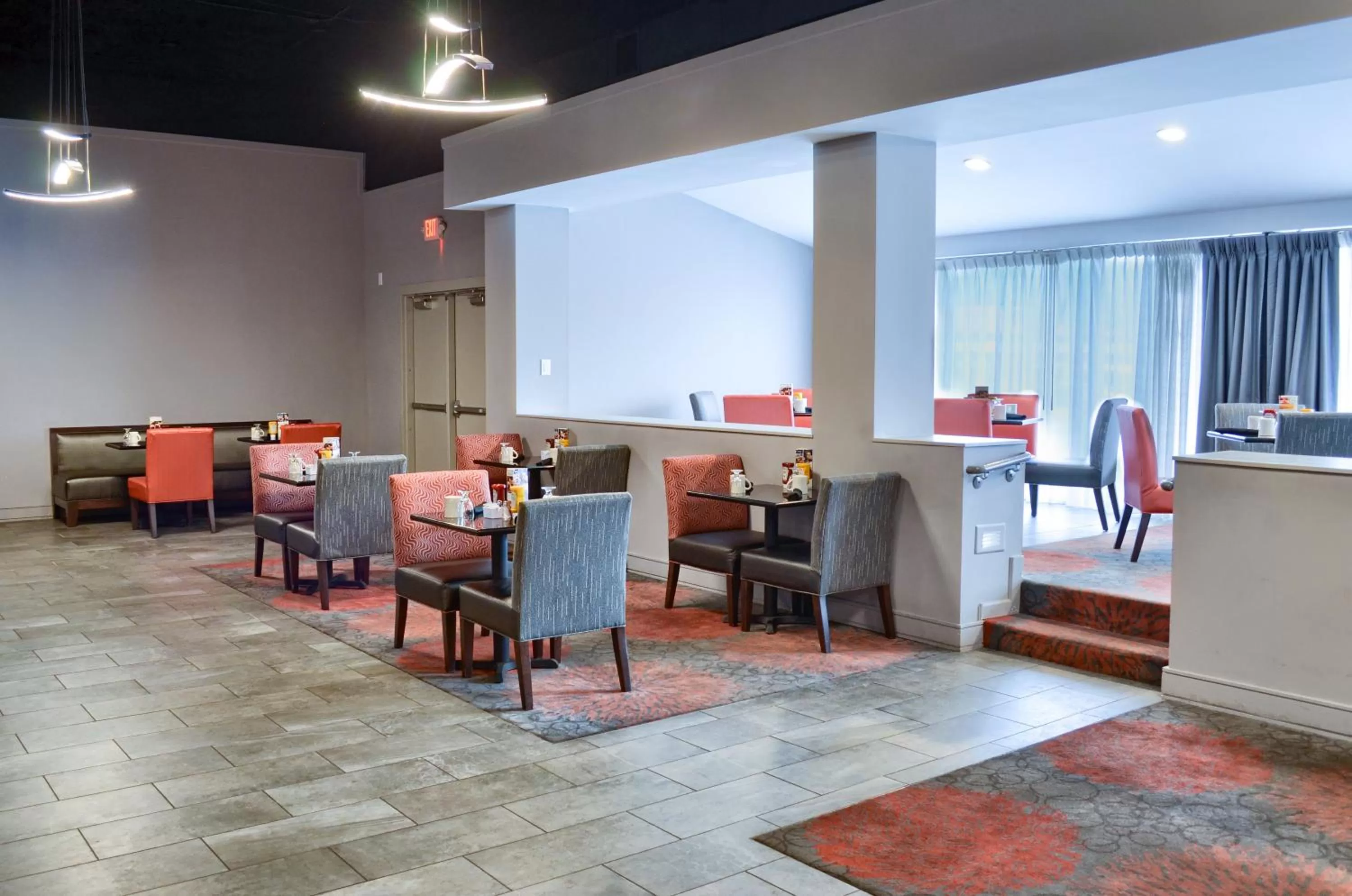 Restaurant/places to eat in Holiday Inn Mobile West I-10 by IHG