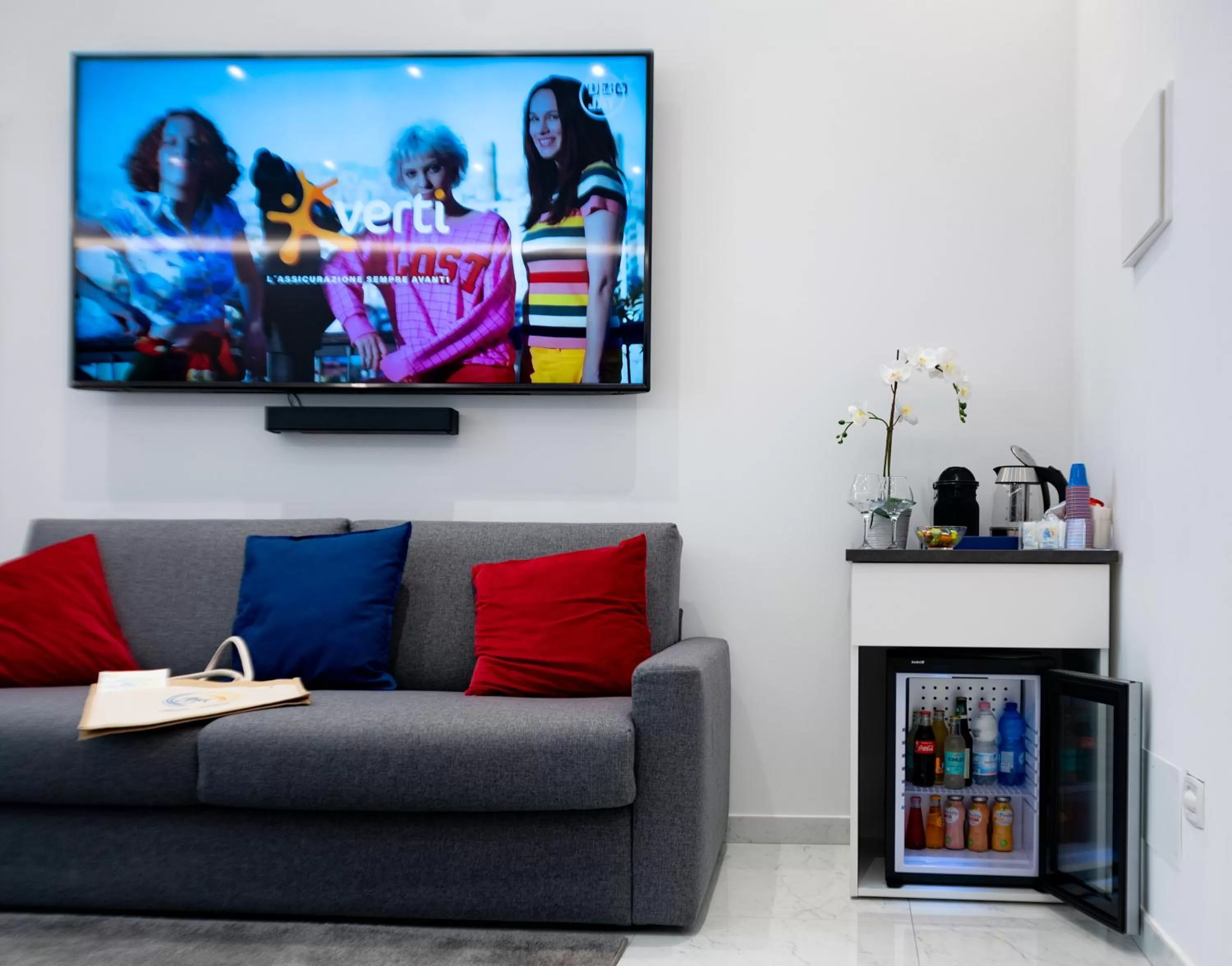 TV and multimedia in BM SUITES CEFALU