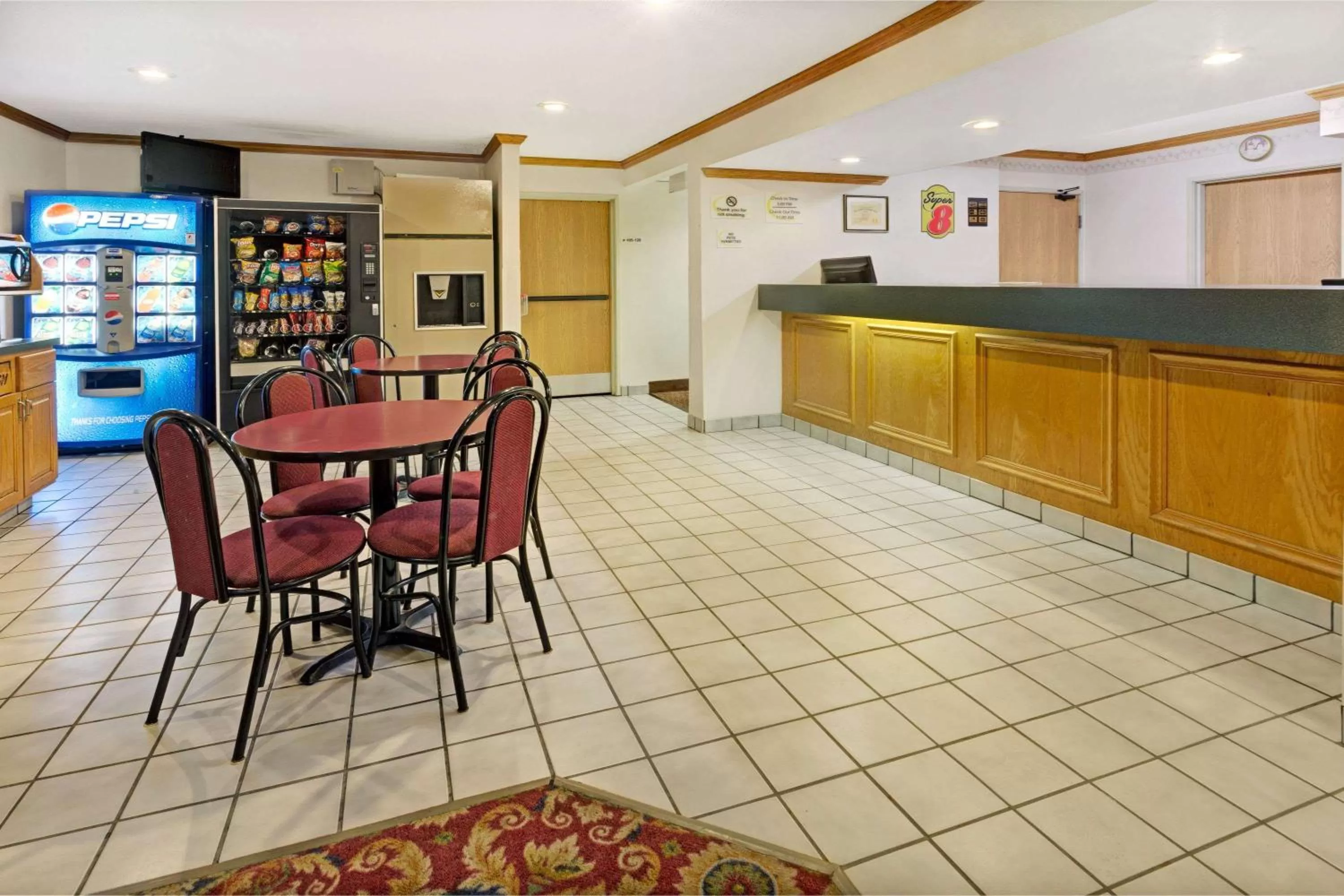 Lobby or reception in Super 8 by Wyndham Canonsburg/Pittsburgh Area