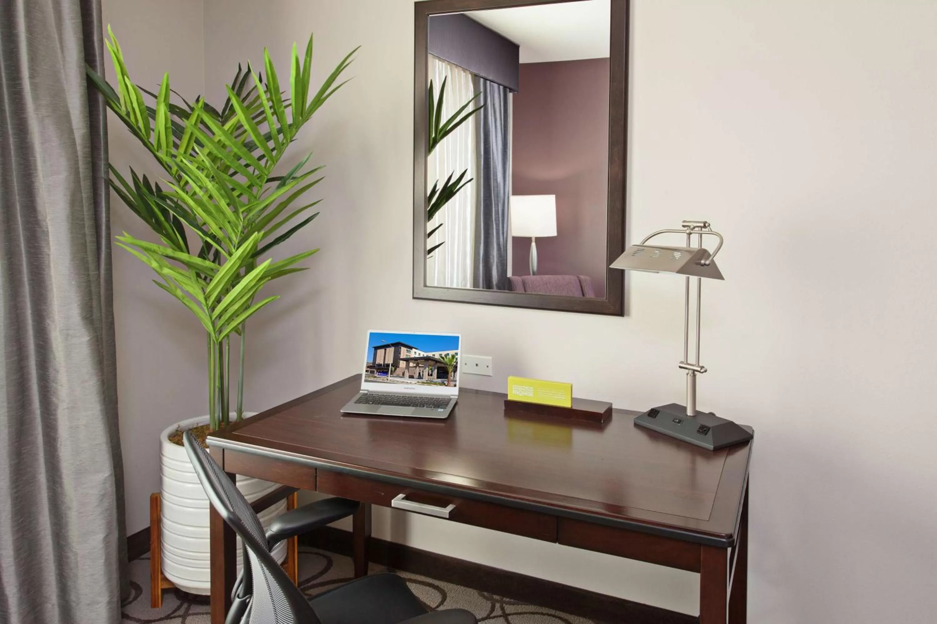 Bedroom in Hilton Garden Inn Irvine/Orange County Airport