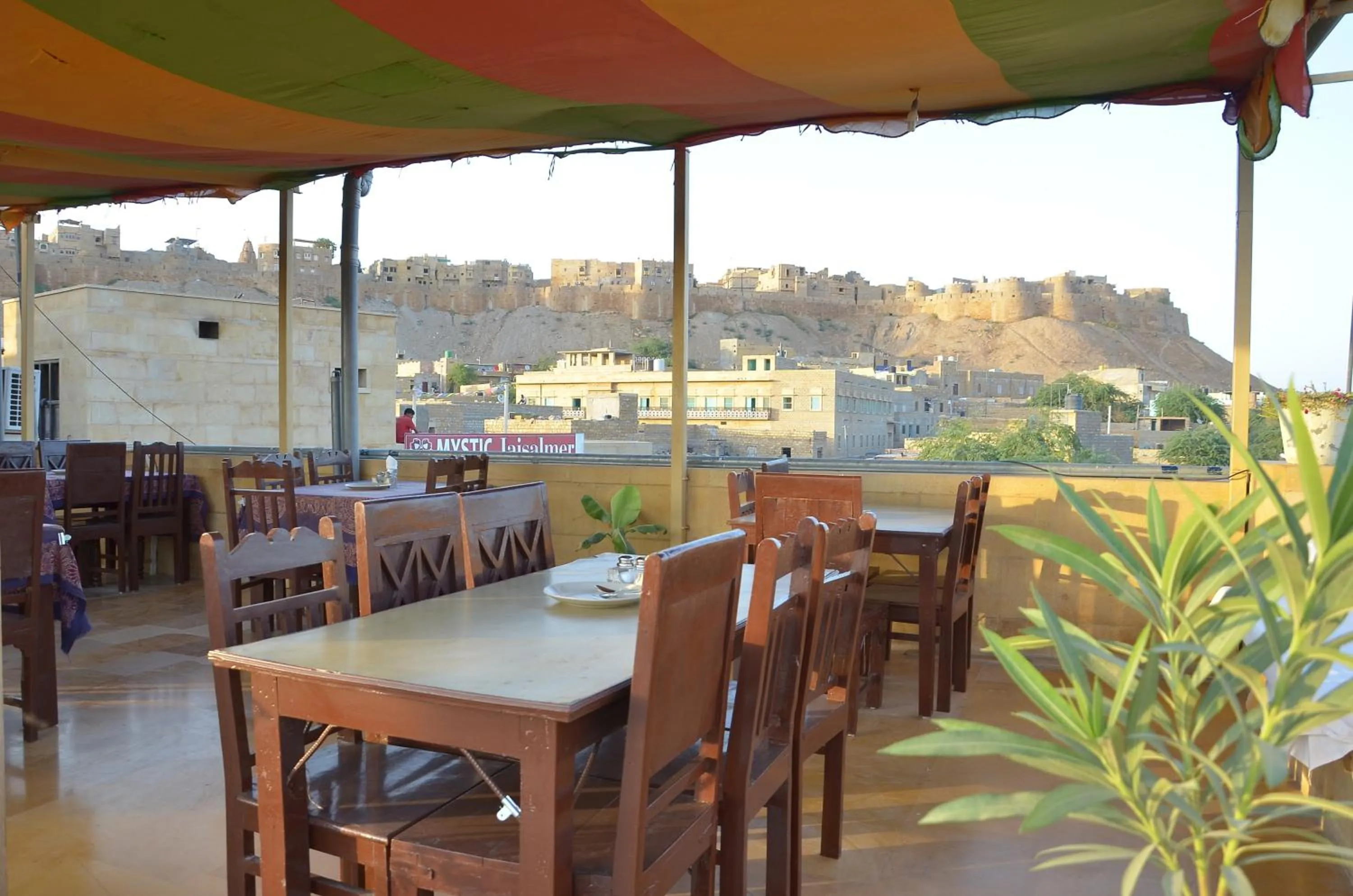 Restaurant/places to eat in Hotel Royal Haveli