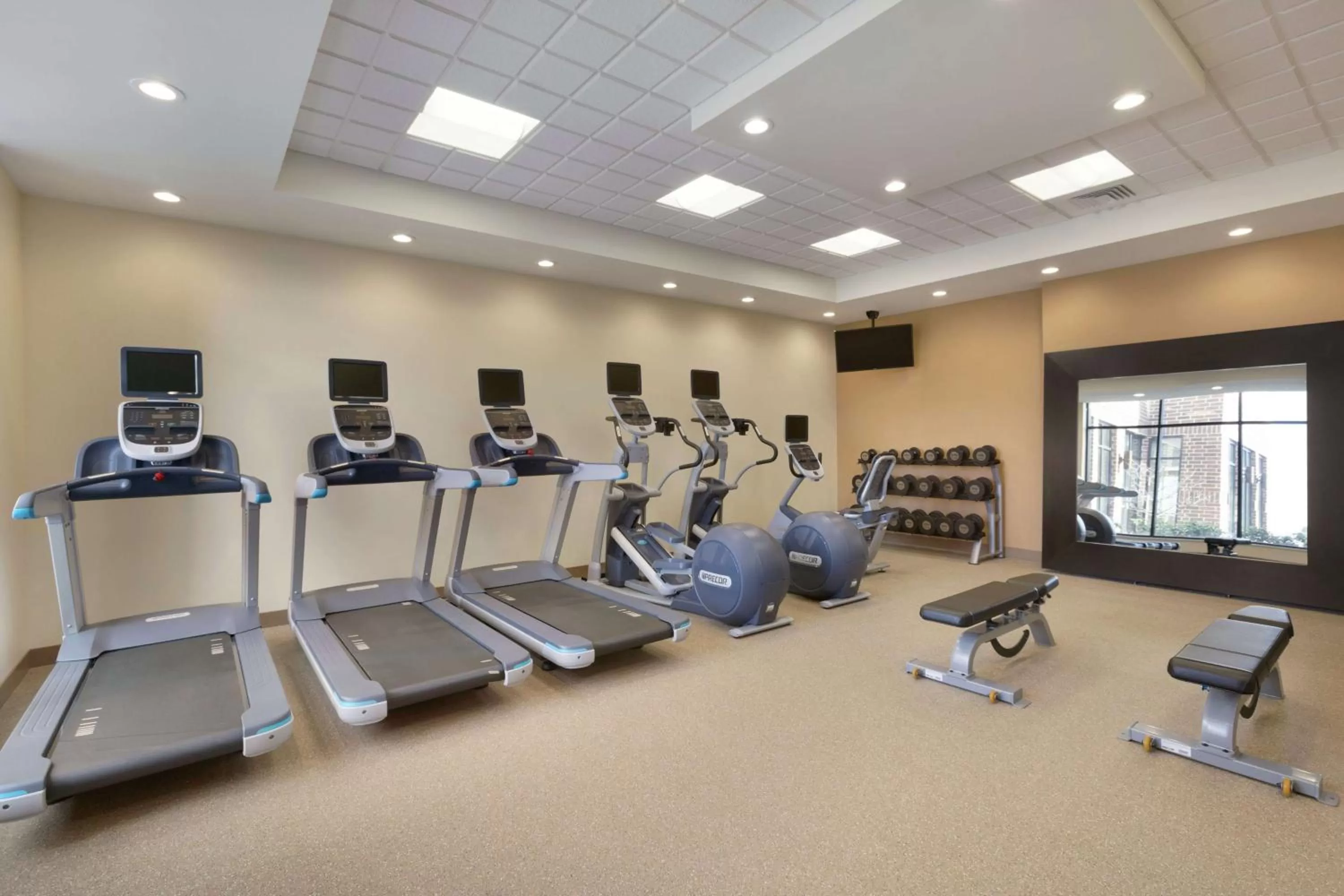 Fitness centre/facilities in Hilton Garden Inn Pittsburgh Airport South-Robinson Mall