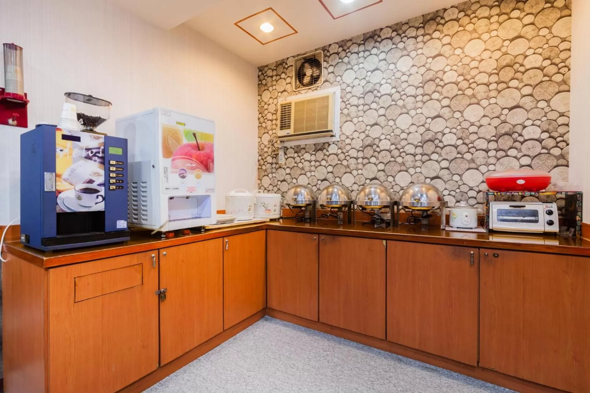 Breakfast in QK Motel