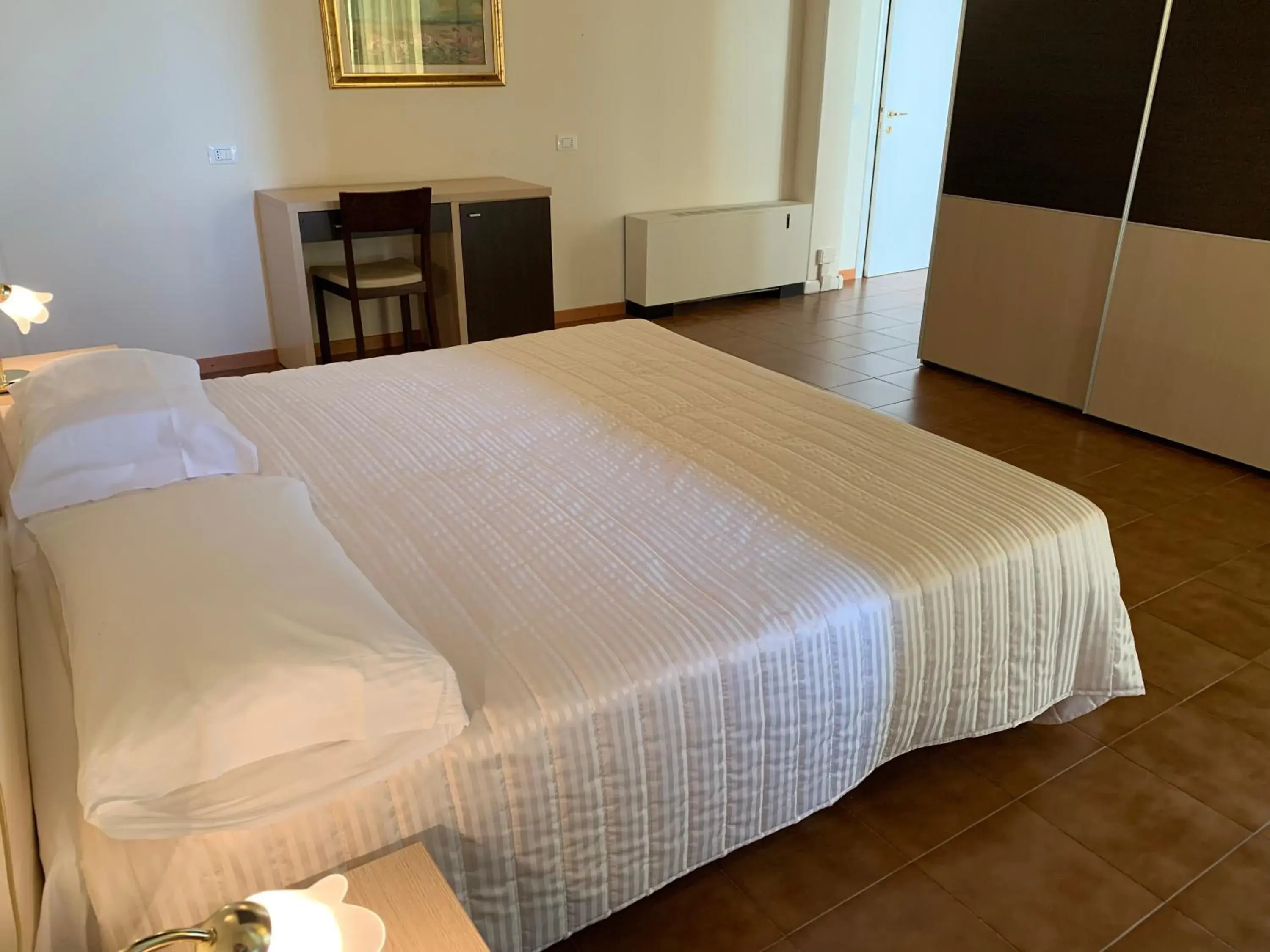 Comfort Quadruple Room in G&D Mi.Ma Condhotel Comfort Quadruple Room in G&D Mi.Ma Condhotel