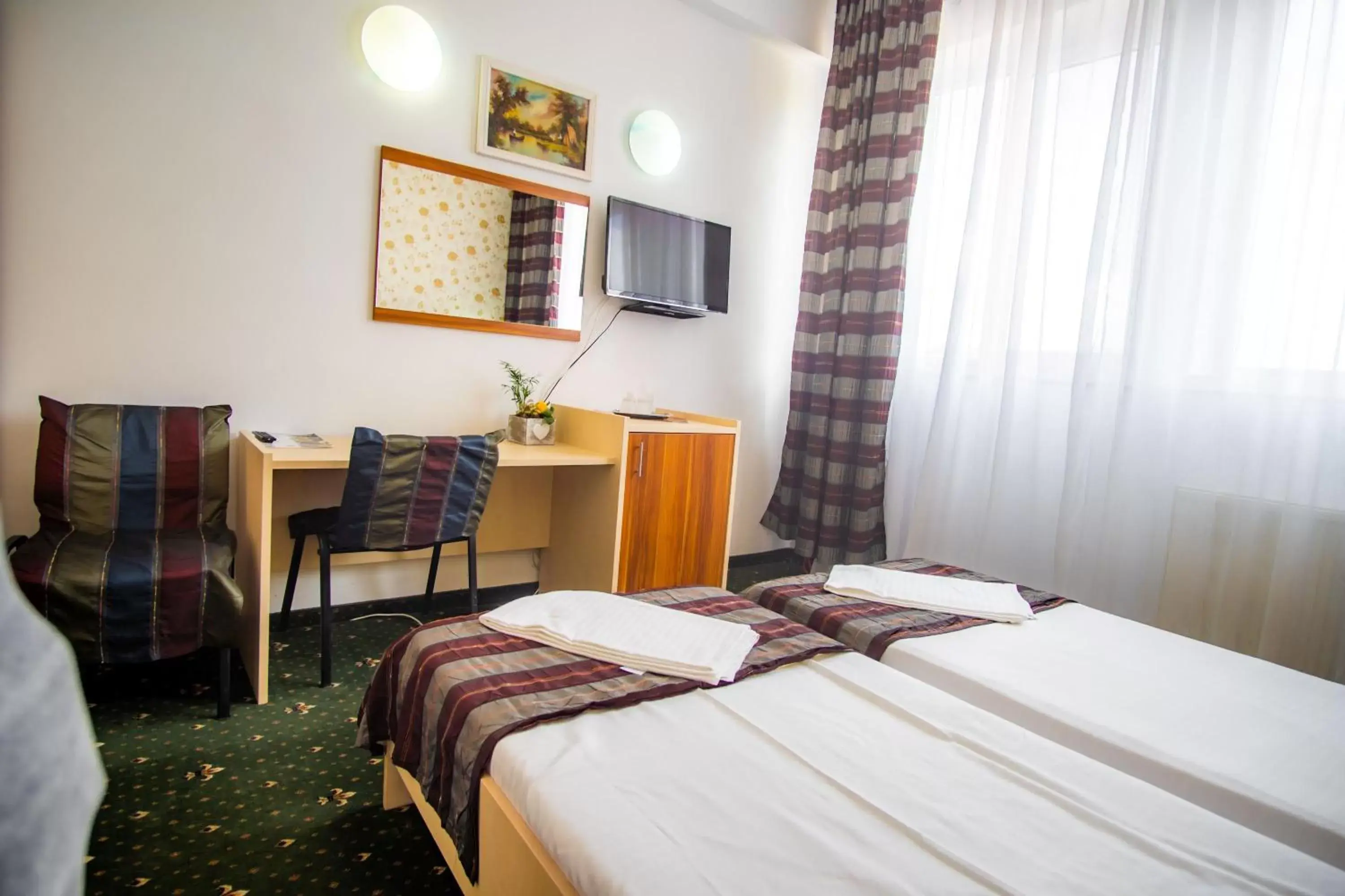 Standard Double Room in Hotel Turist Standard Double Room in Hotel Turist