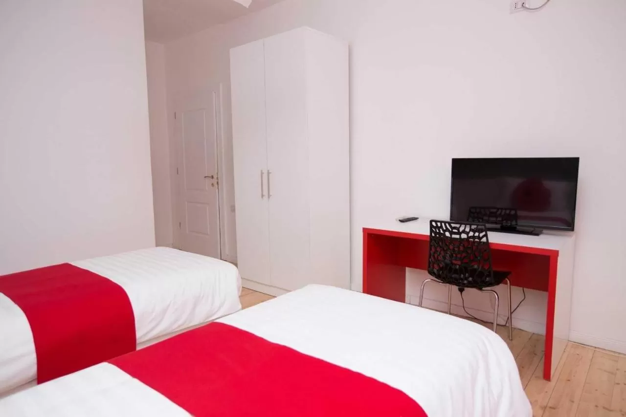 Bedroom, Bed in Hotel Rimini Tirana