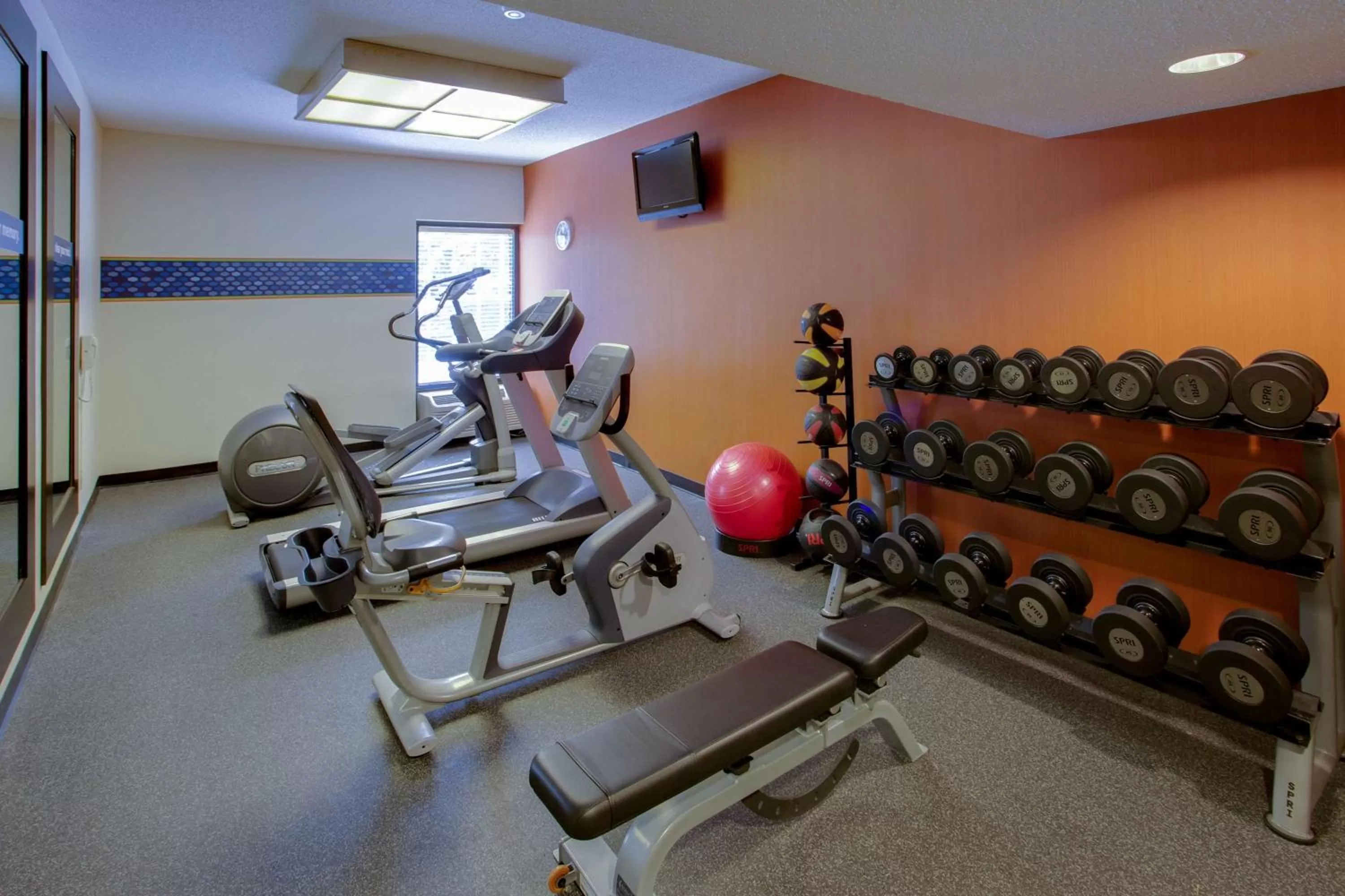 Fitness centre/facilities in Hampton Inn Richmond-West Innsbrook
