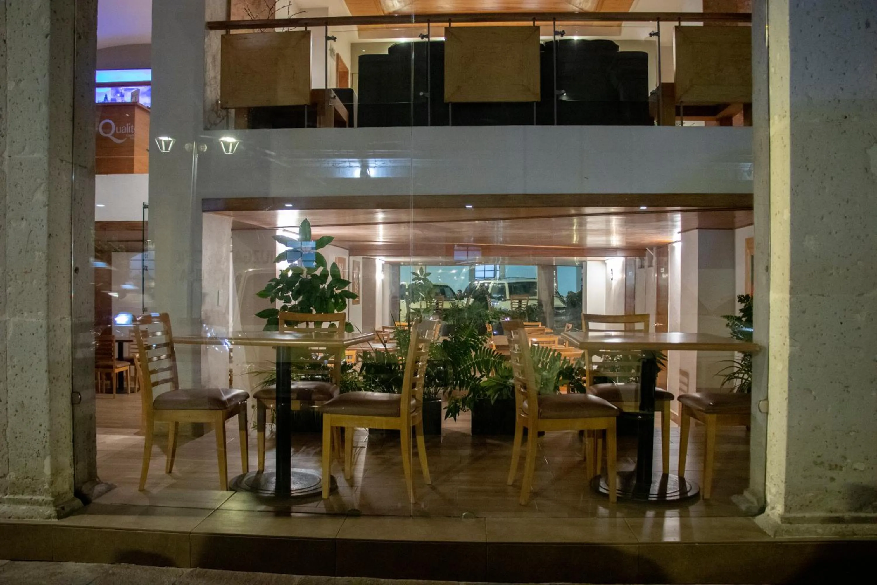 Facade/entrance in Hotel Qualitel Centro Histórico