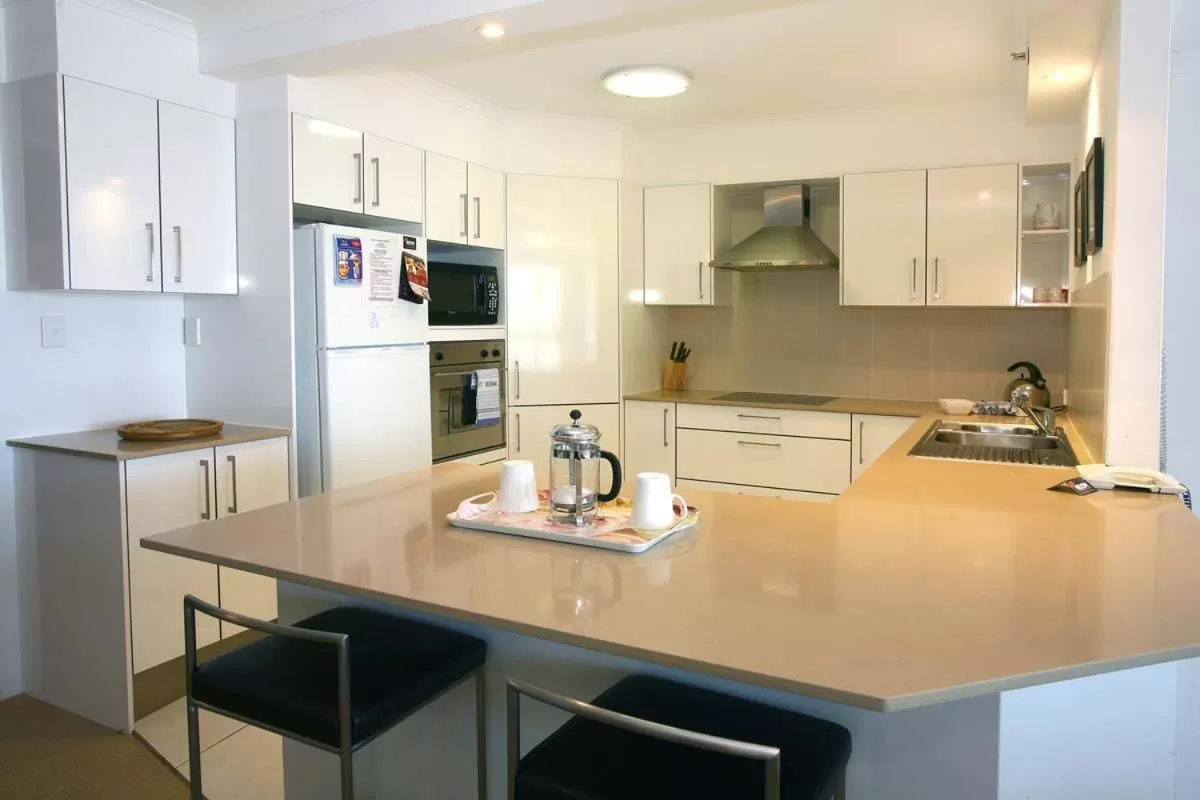 Kitchen or kitchenette in Ocean Sands Resort