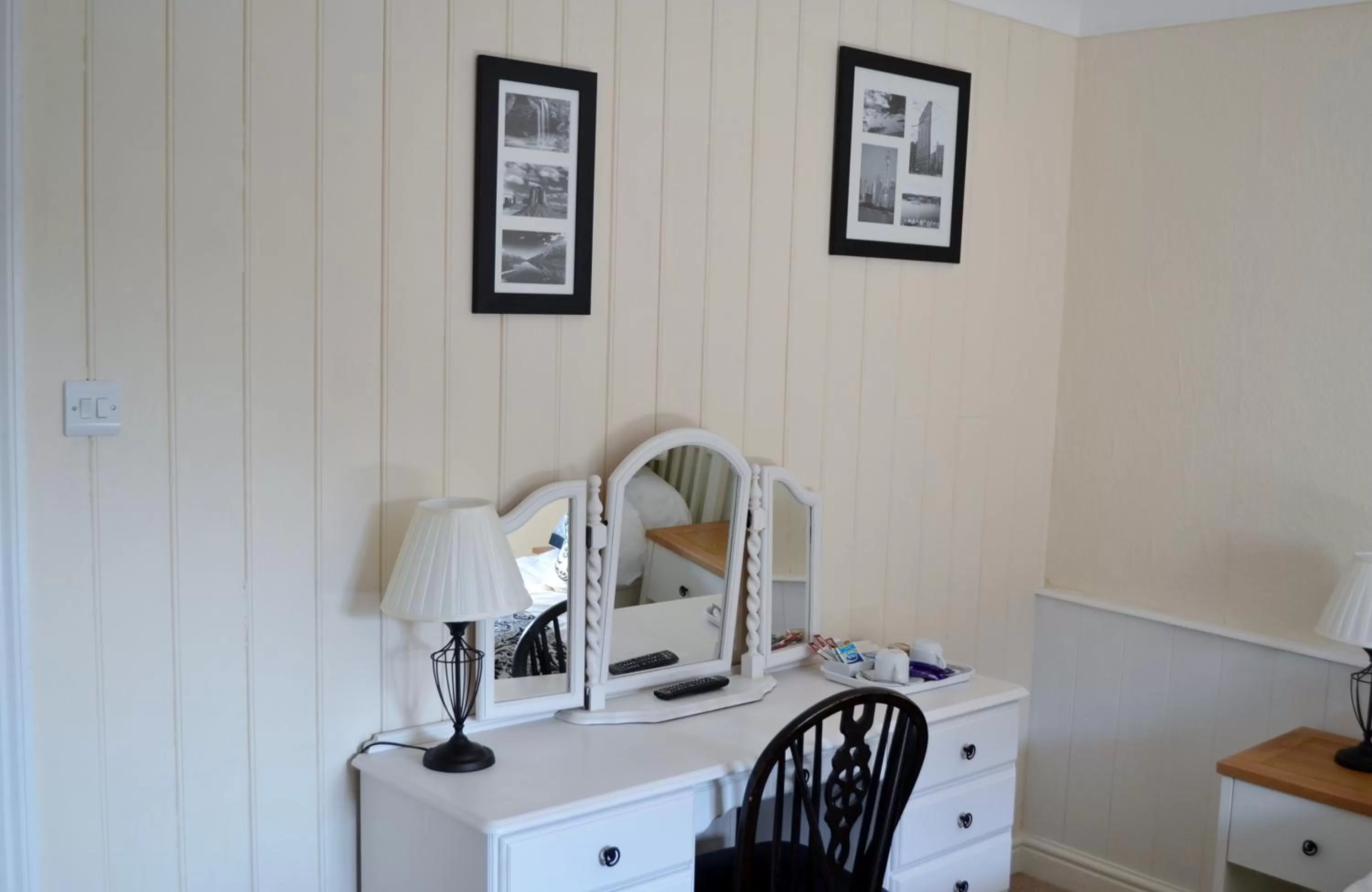 Decorative detail in The Highwayman Hotel