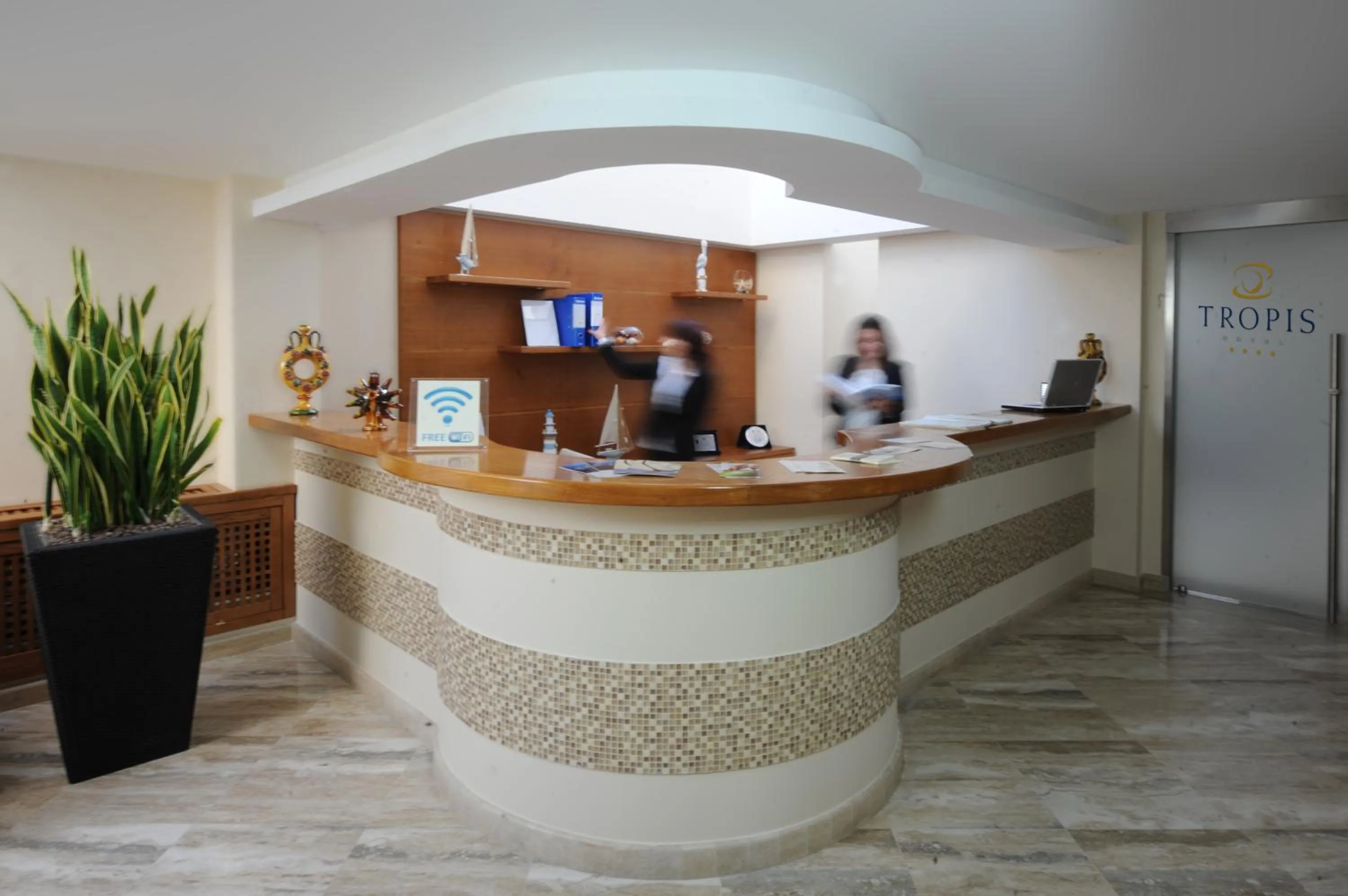Lobby or reception in Tropis Hotel