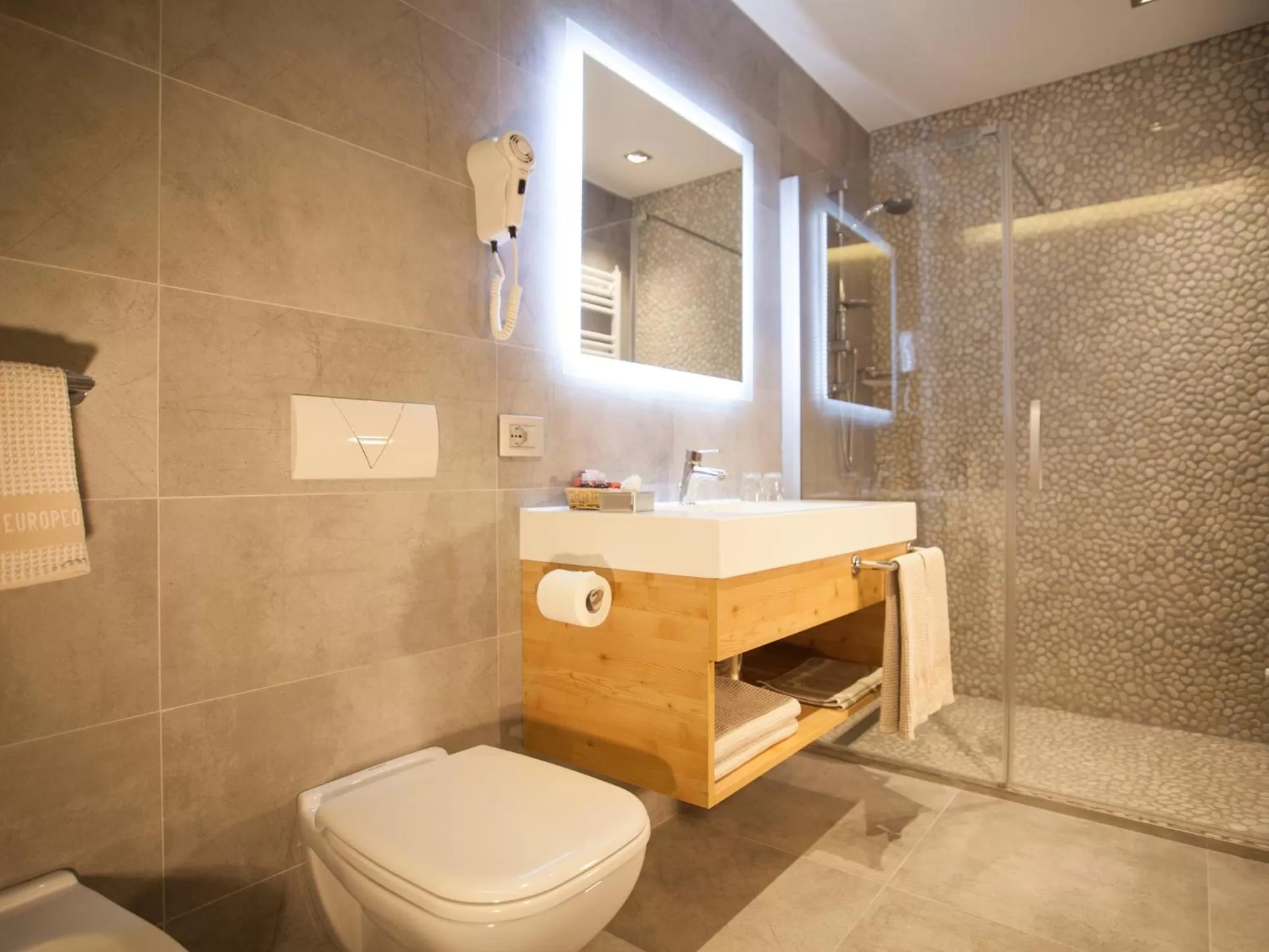 Bathroom in Hotel Europeo Alpine Charme & Wellness