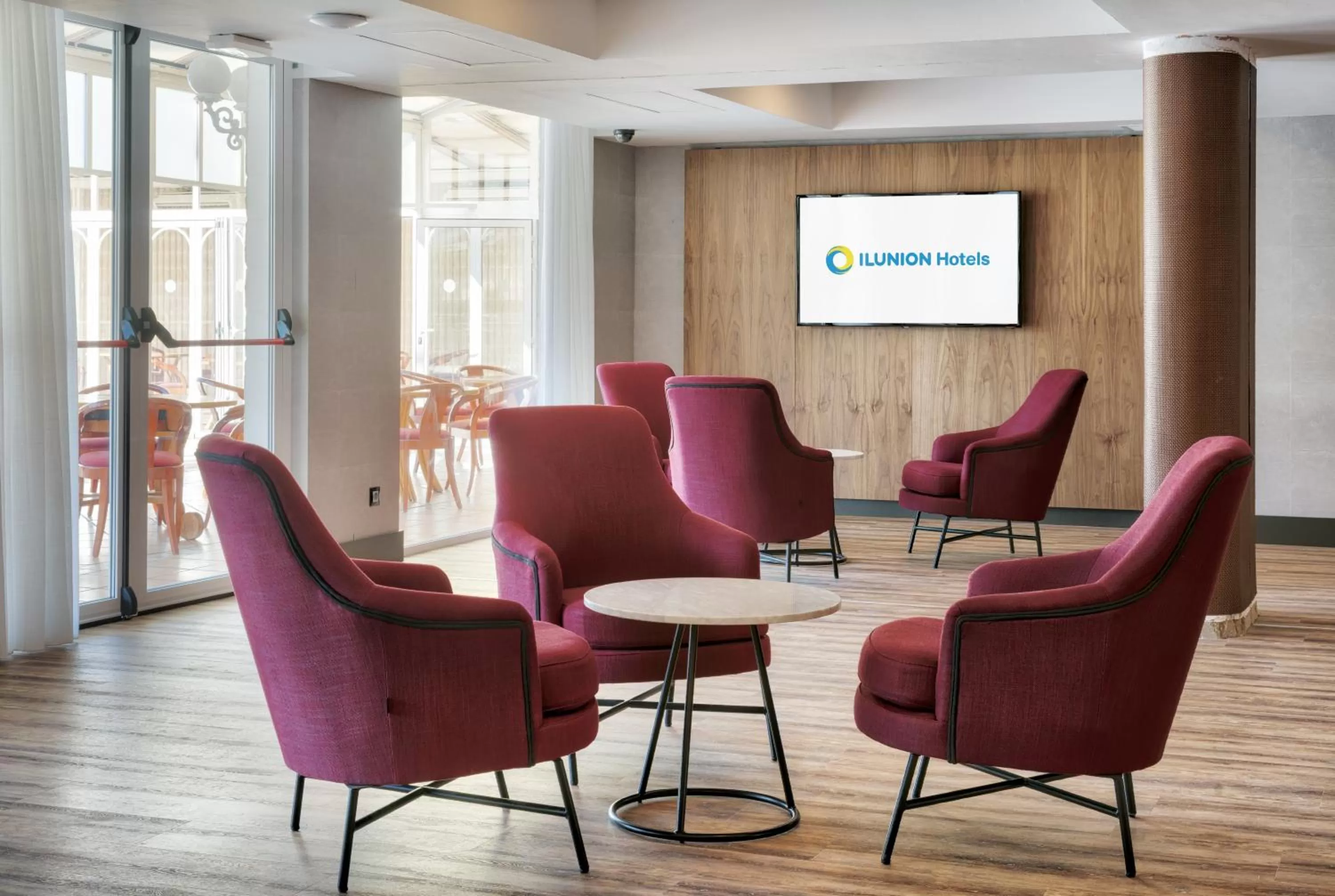 Lobby or reception in Hotel Ilunion Las Lomas