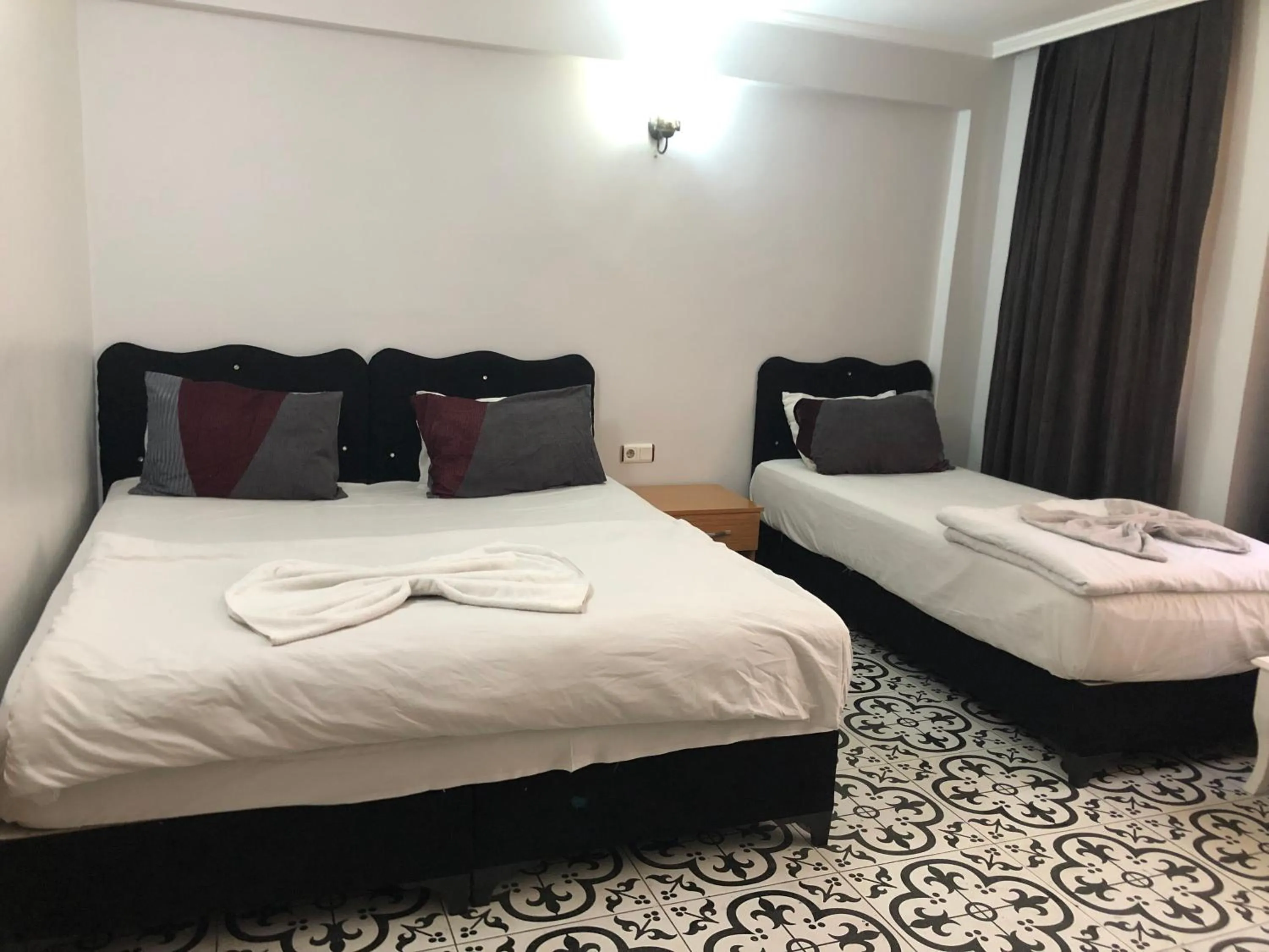 Photo of the whole room, Bed in Reydel Hotel