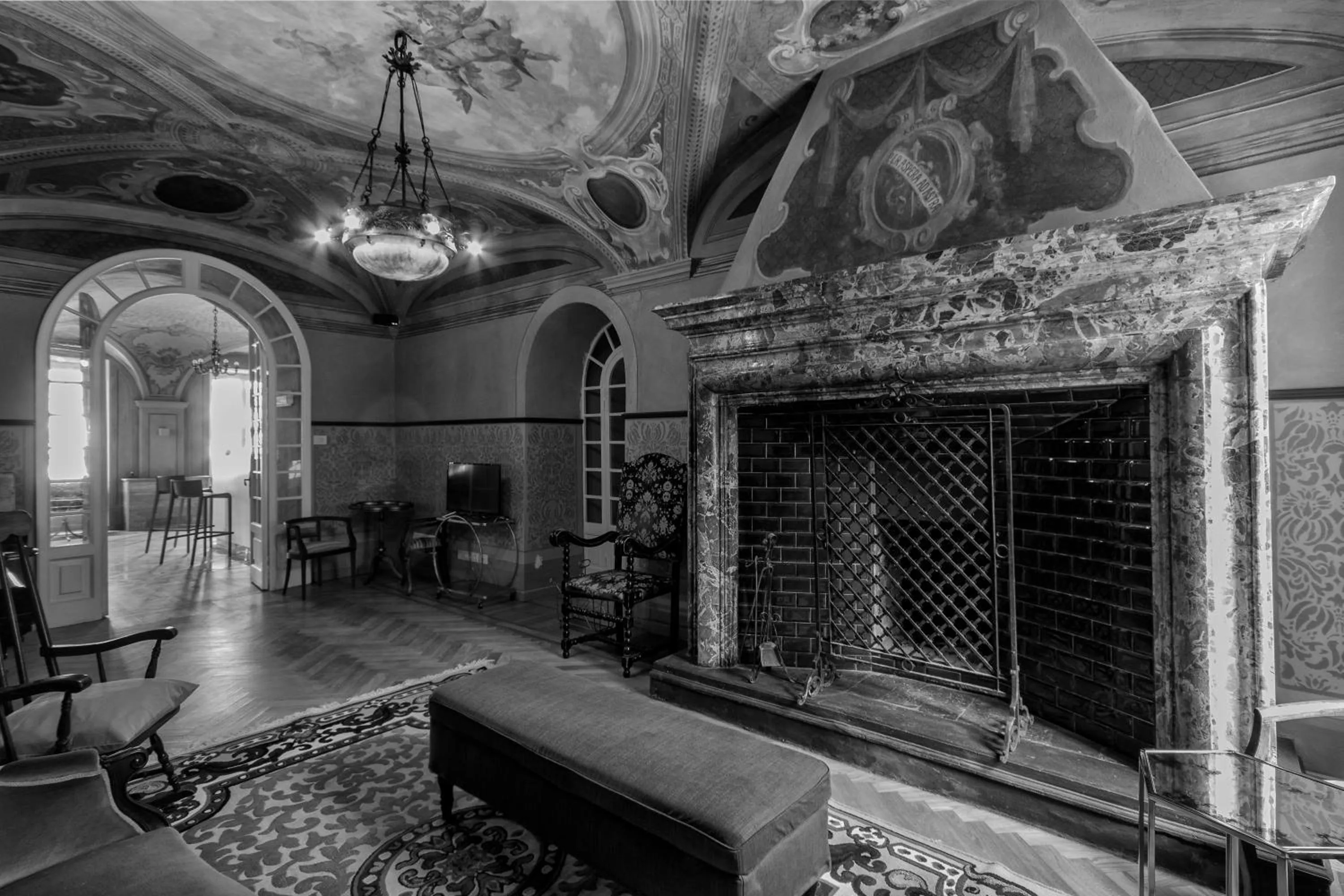 Communal lounge/ TV room in Mediterraneo Emotional Hotel & Spa