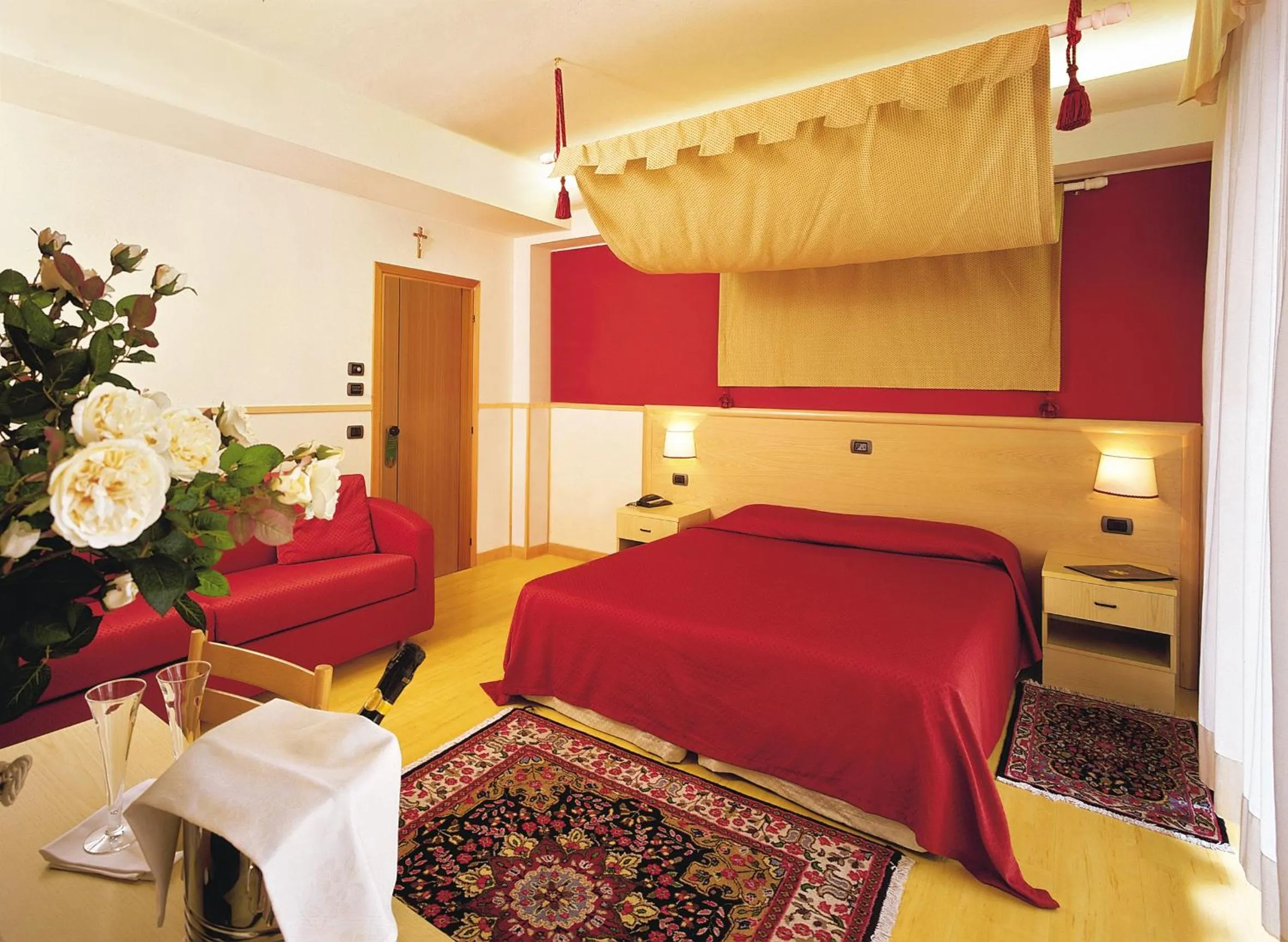 Bed in Hotels Vidi Miramare & Delfino