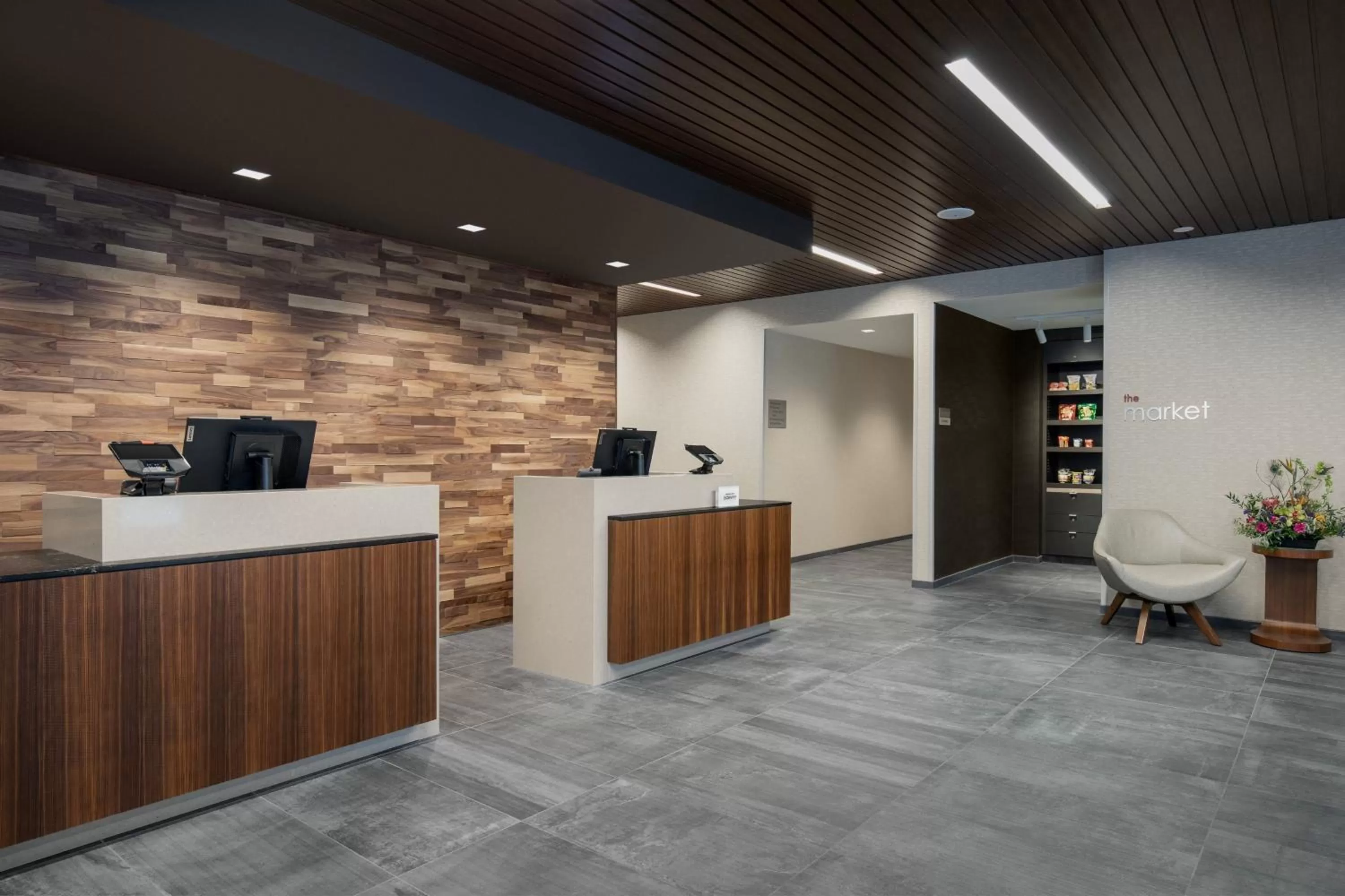 Lobby or reception in Courtyard by Marriott Nanaimo