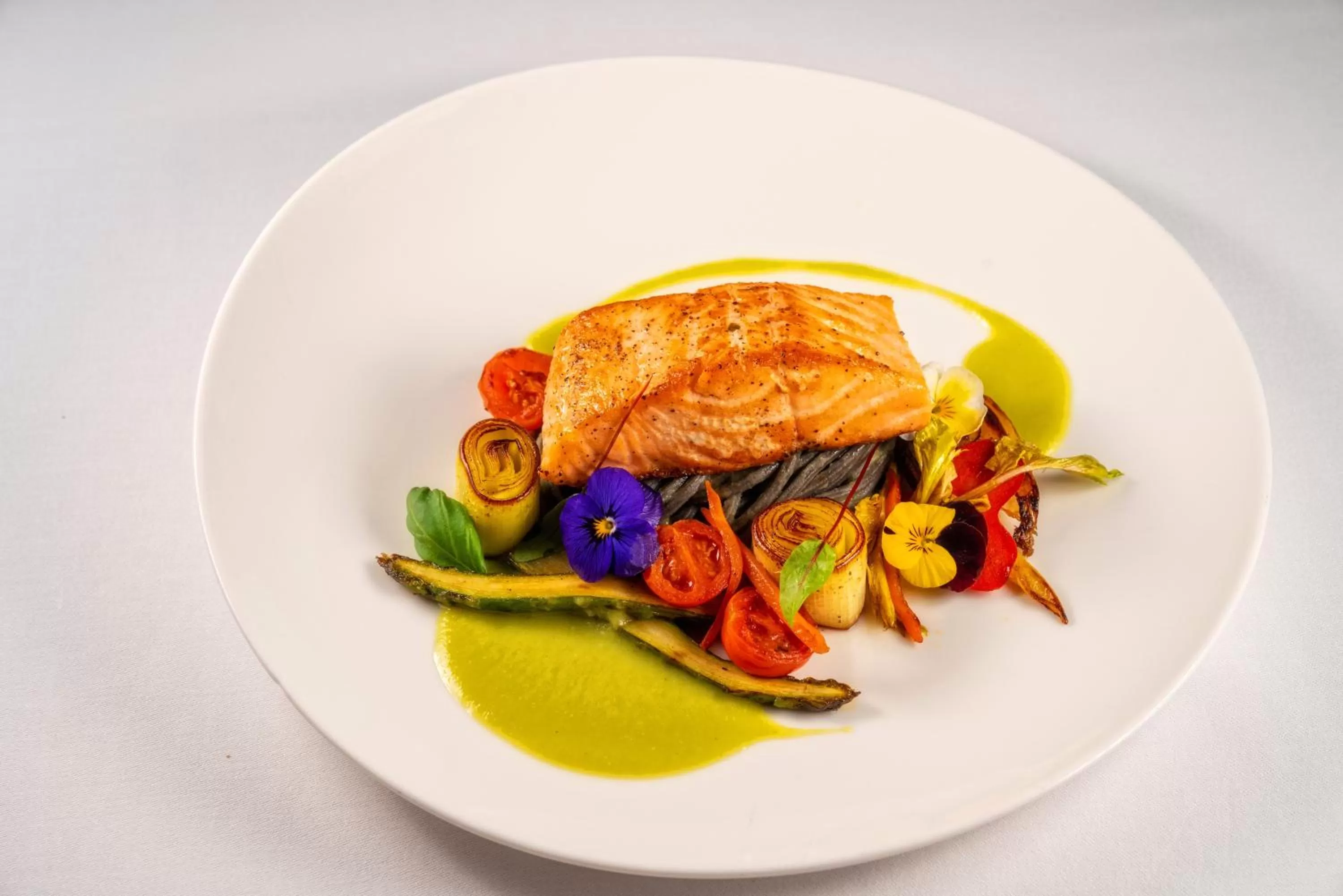 Restaurant/places to eat in HP Park Plaza