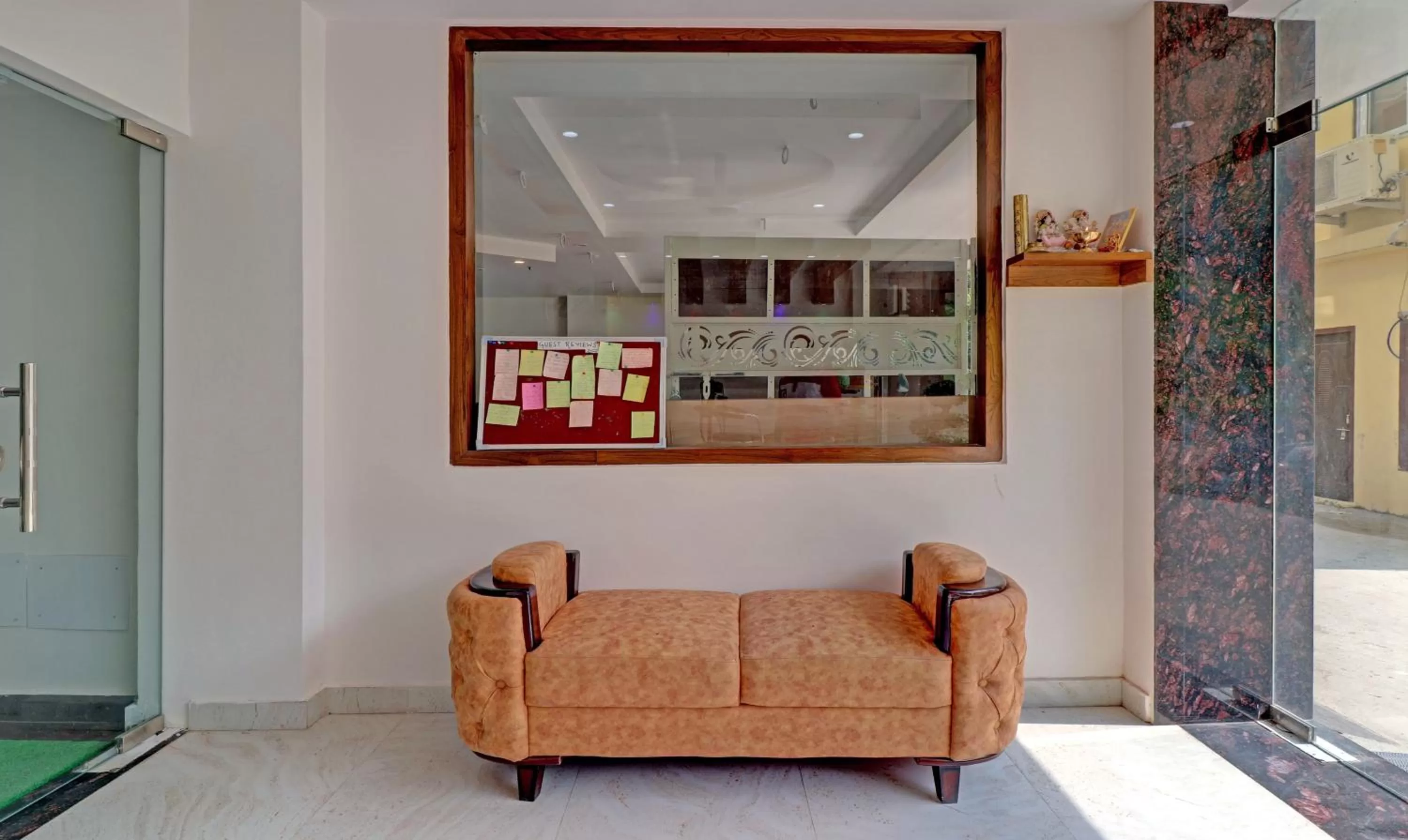 Living room in Hotel Hidden Delight Rishikesh