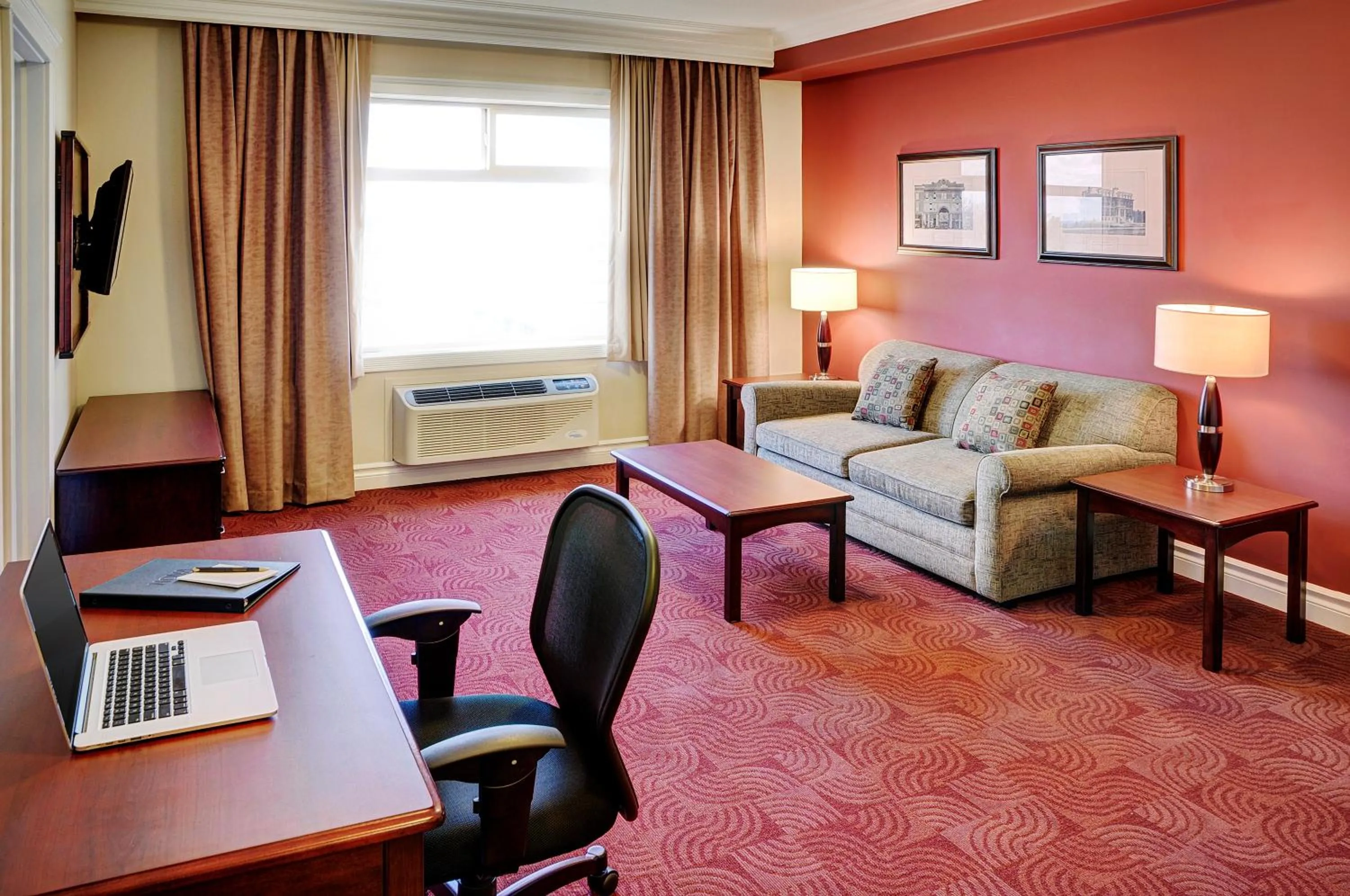 Living room in Chateau Nova Yellowhead