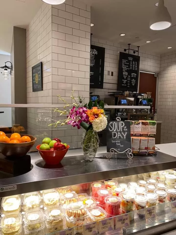 Food and drinks in Hyatt Regency DFW International Airport