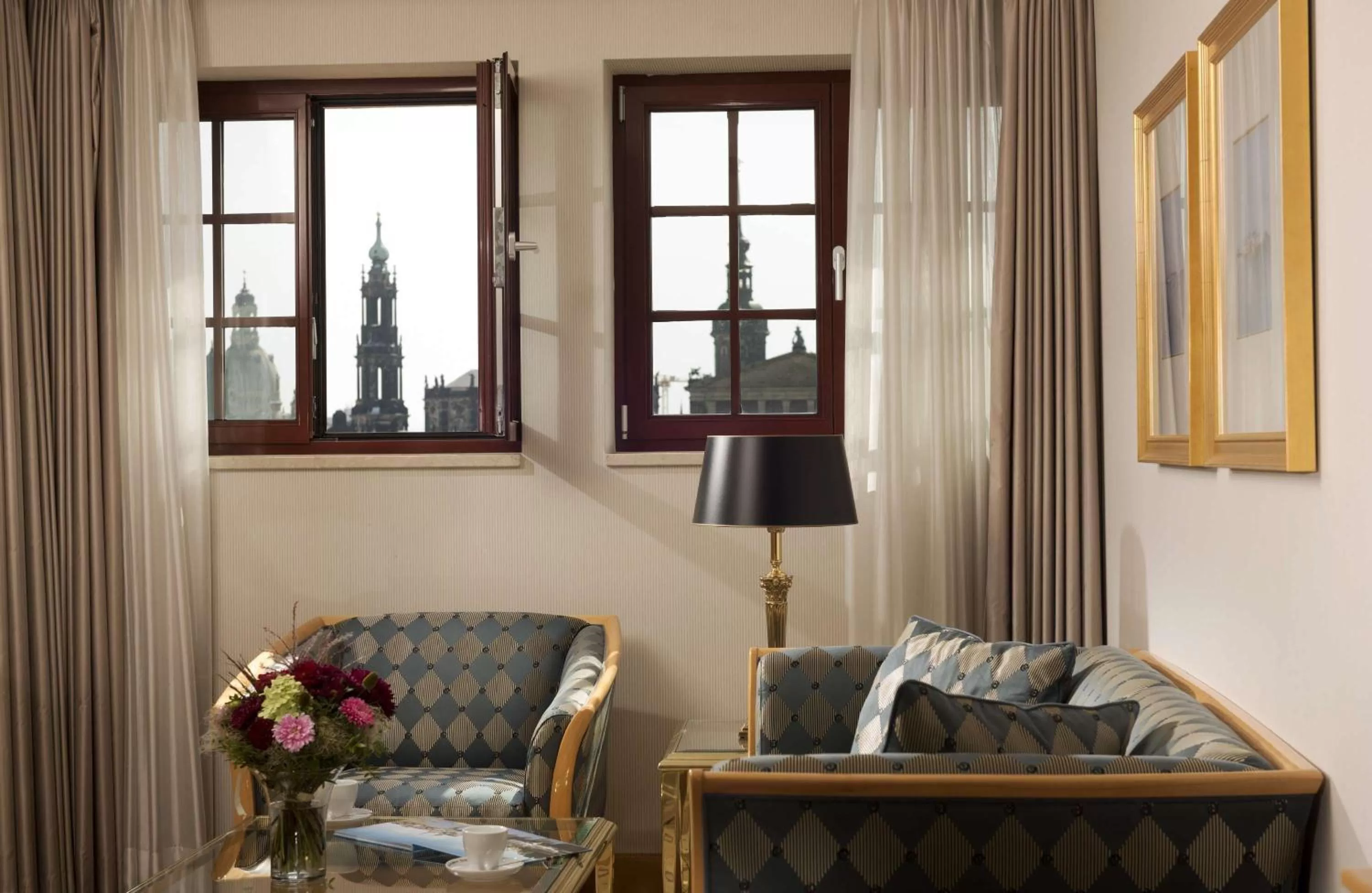 Executive Suite Double Use in Maritim Hotel Dresden