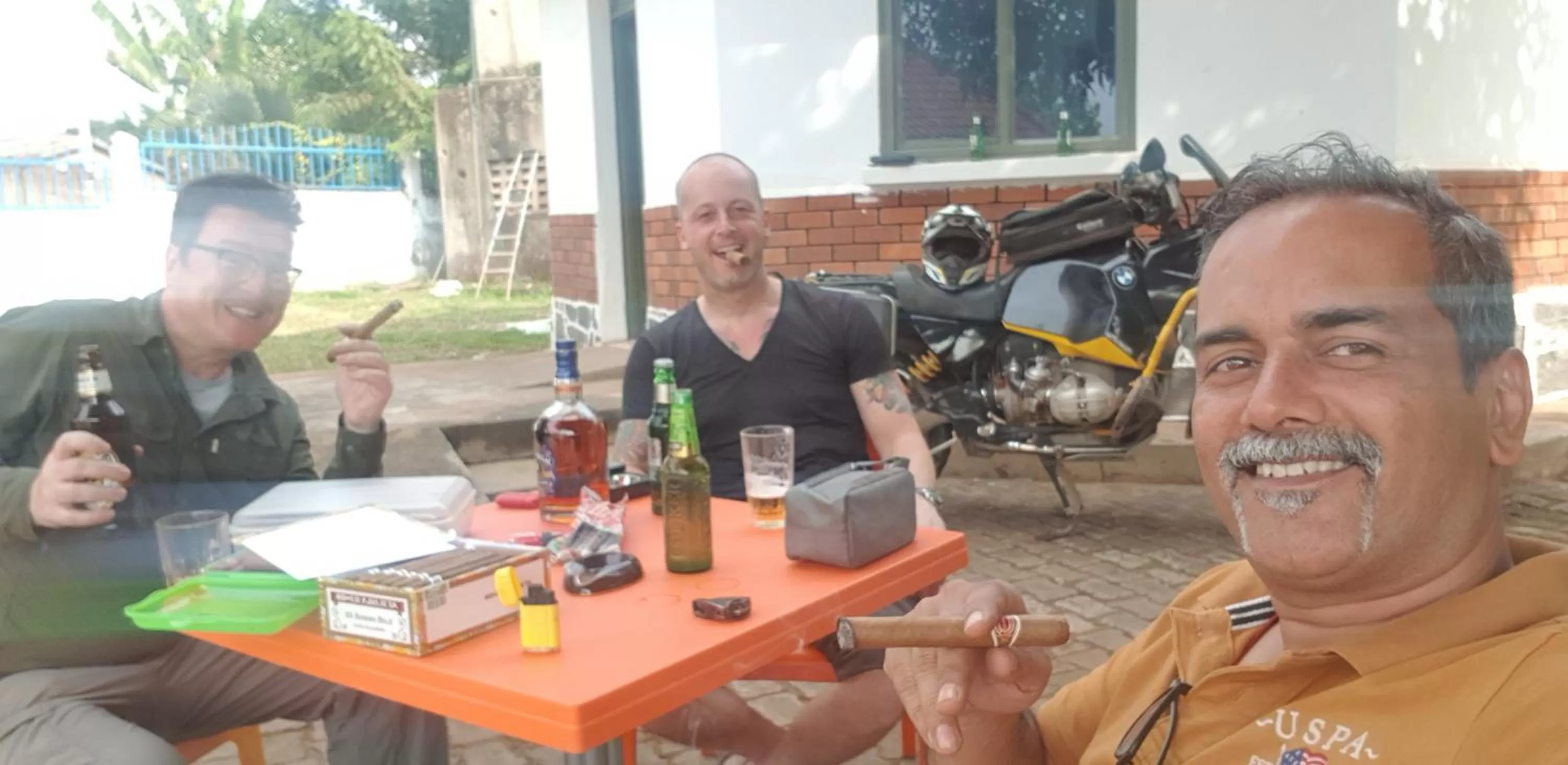 Restaurant/places to eat in Northern Pearl