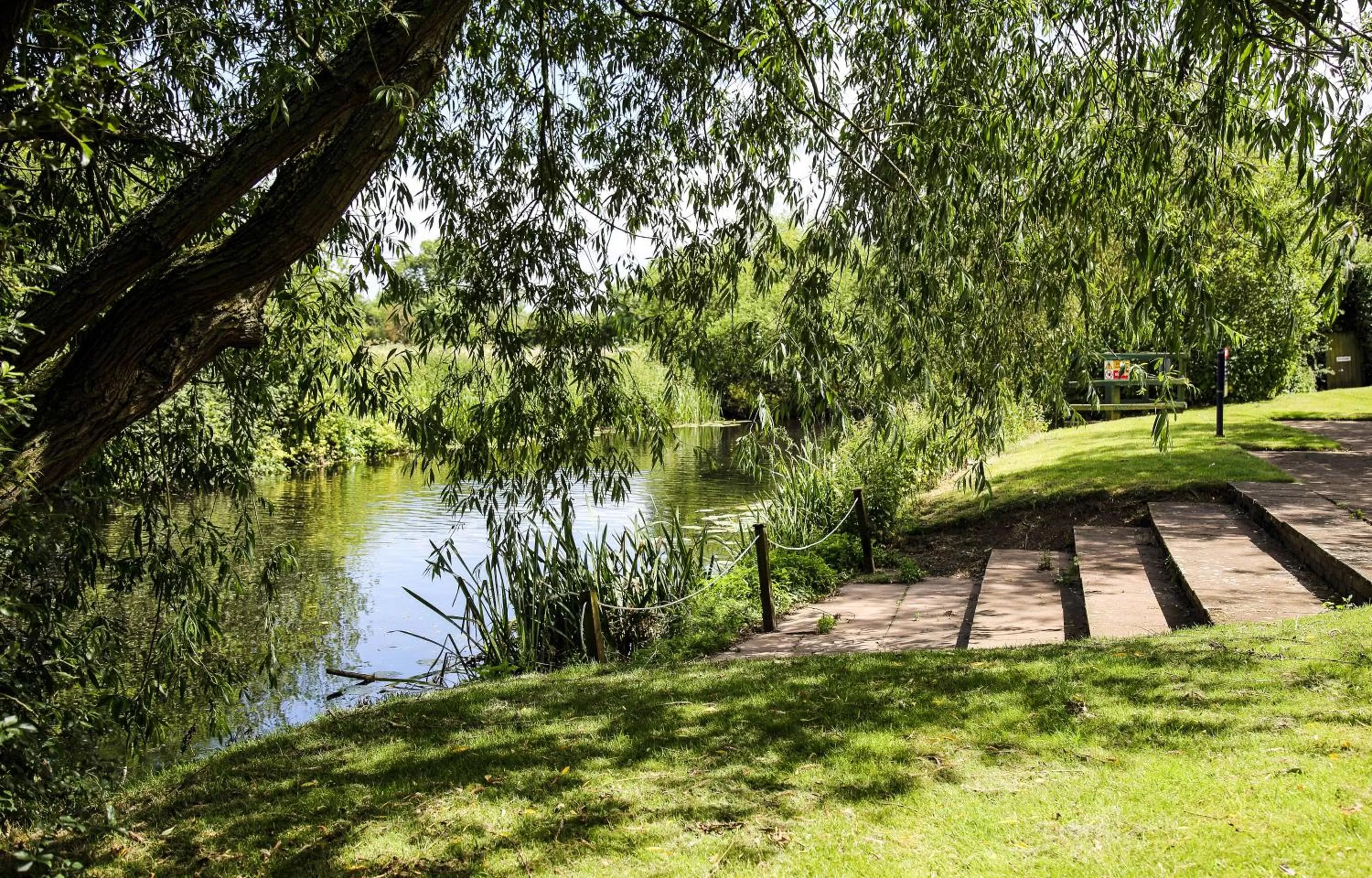 Garden in Quorn Country Hotel Leicester