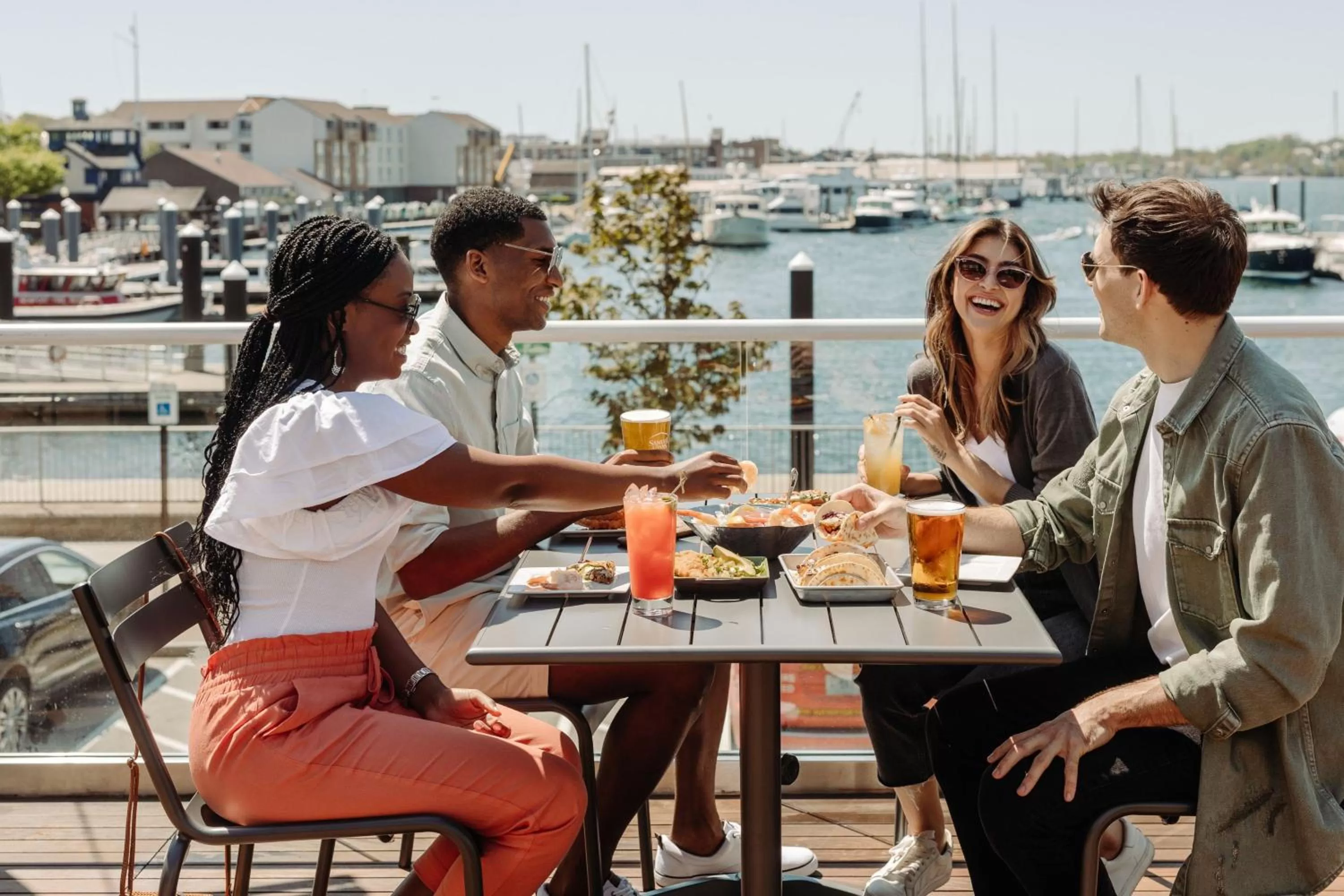 Lounge or bar in Newport Marriott Hotel & Spa