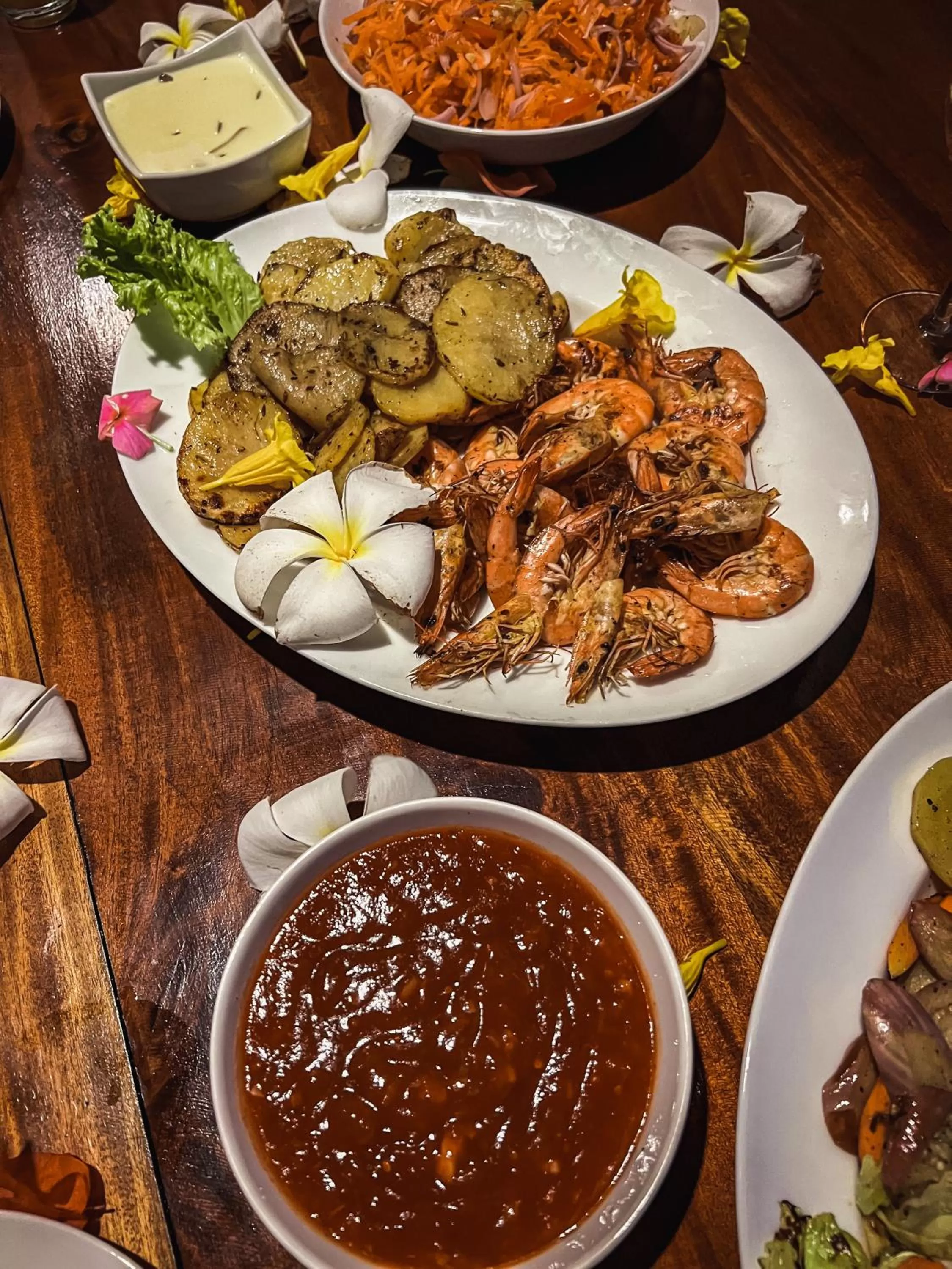 Food and drinks, Food in 108 Palms Beach Resort